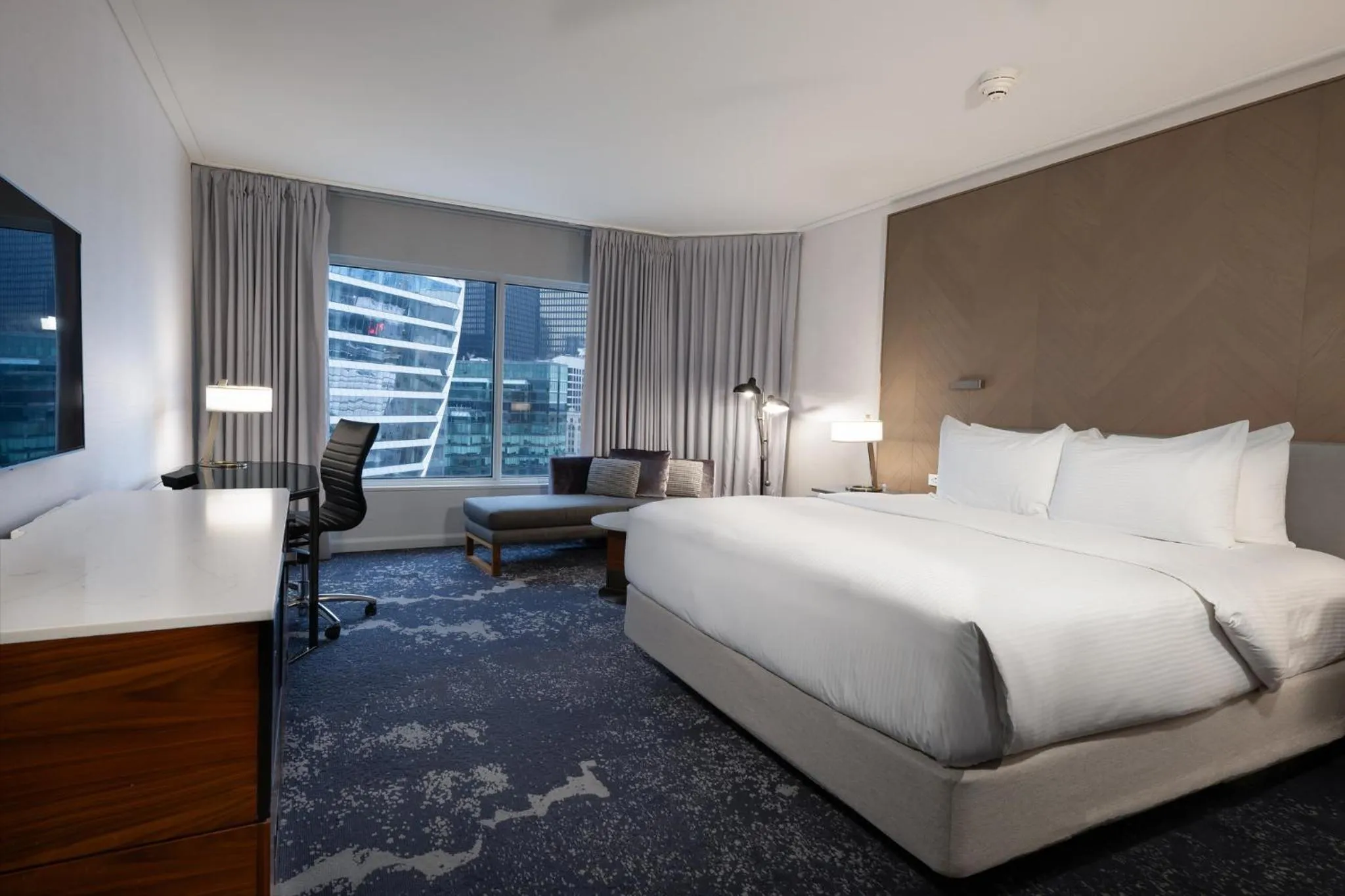 Photo of the whole room, Bed in InterContinental Toronto Centre by IHG