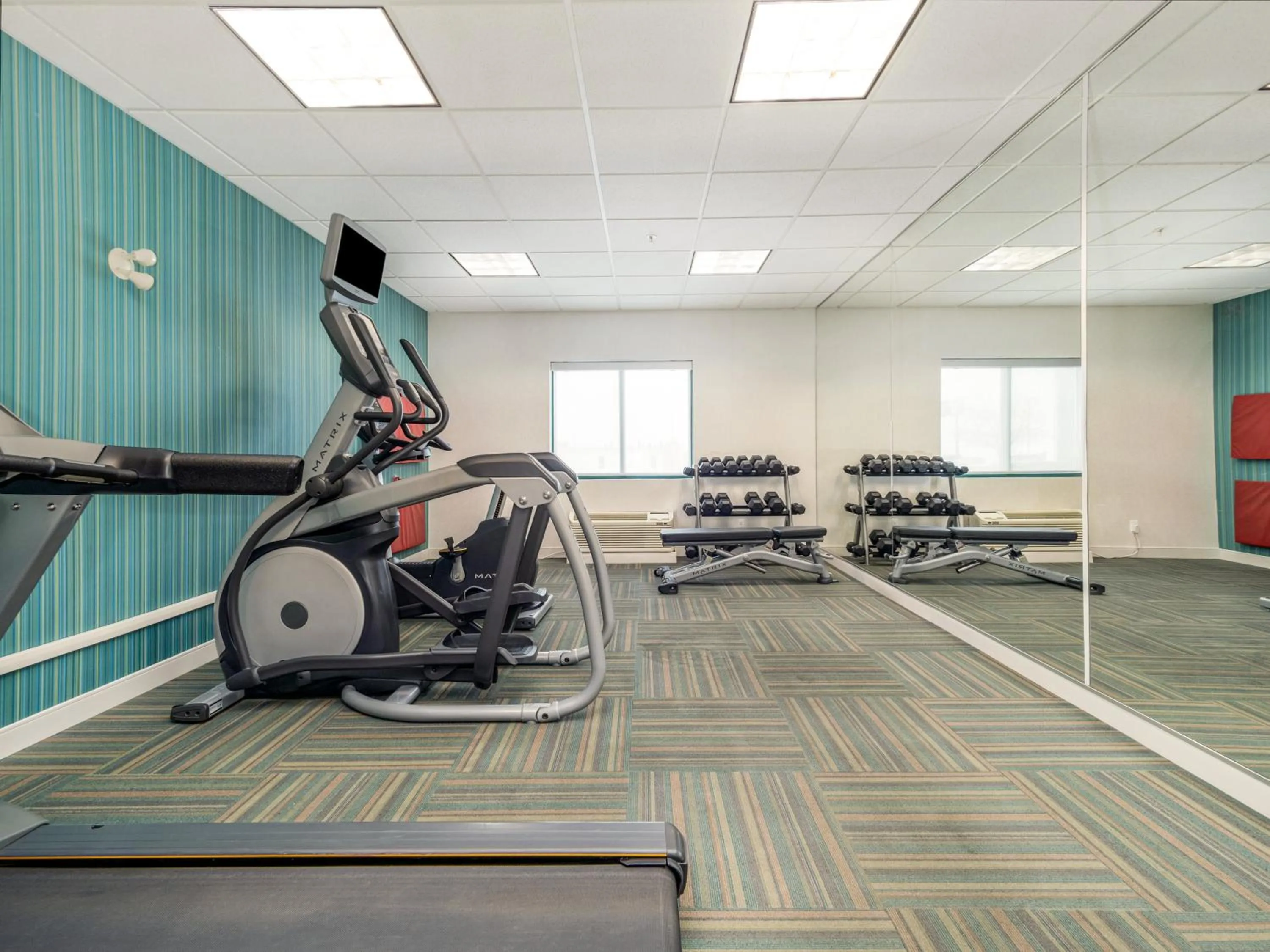 Spa and wellness centre/facilities in Holiday Inn Express & Suites Medicine Hat by IHG