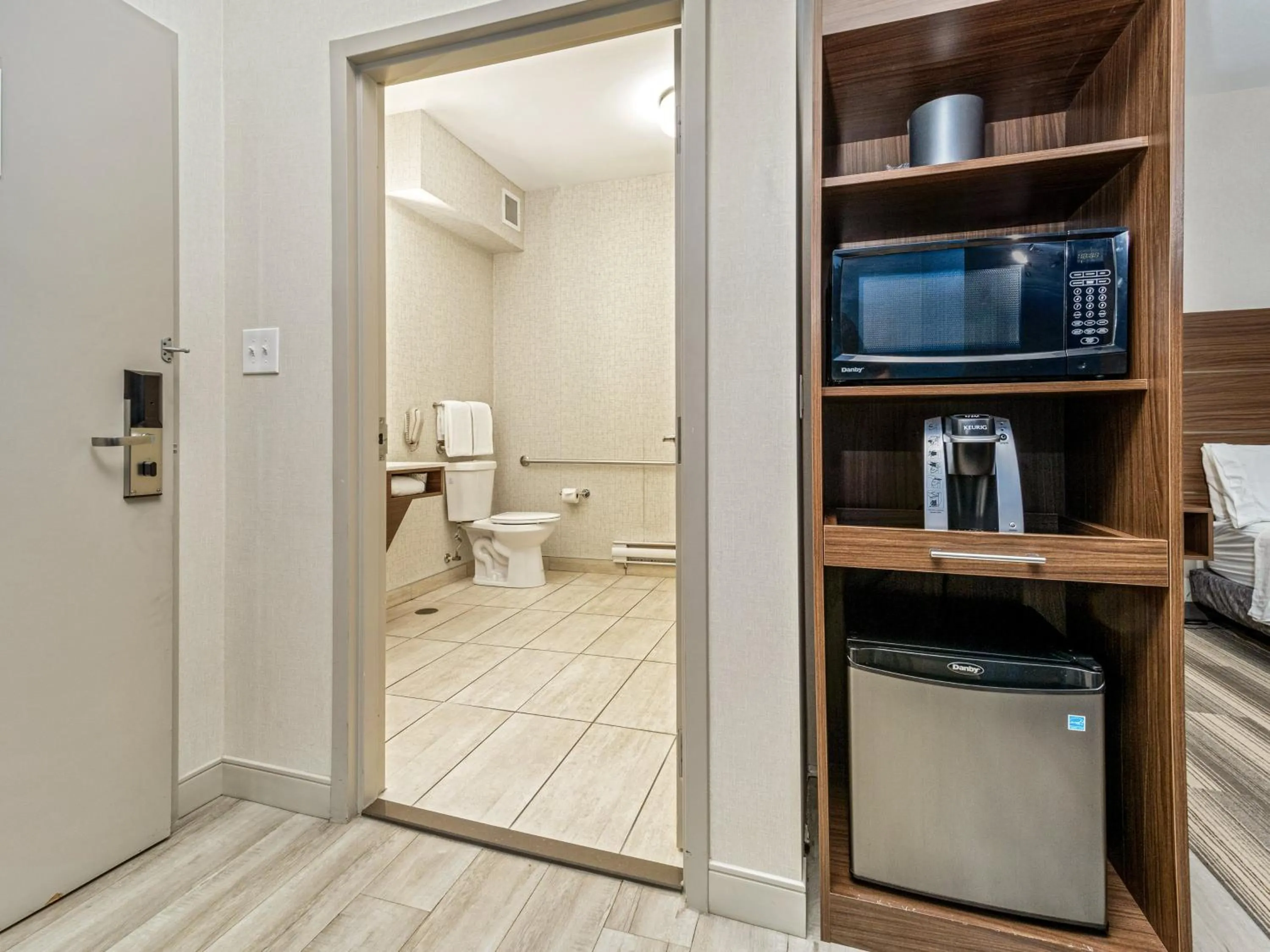 Photo of the whole room in Holiday Inn Express & Suites Medicine Hat by IHG