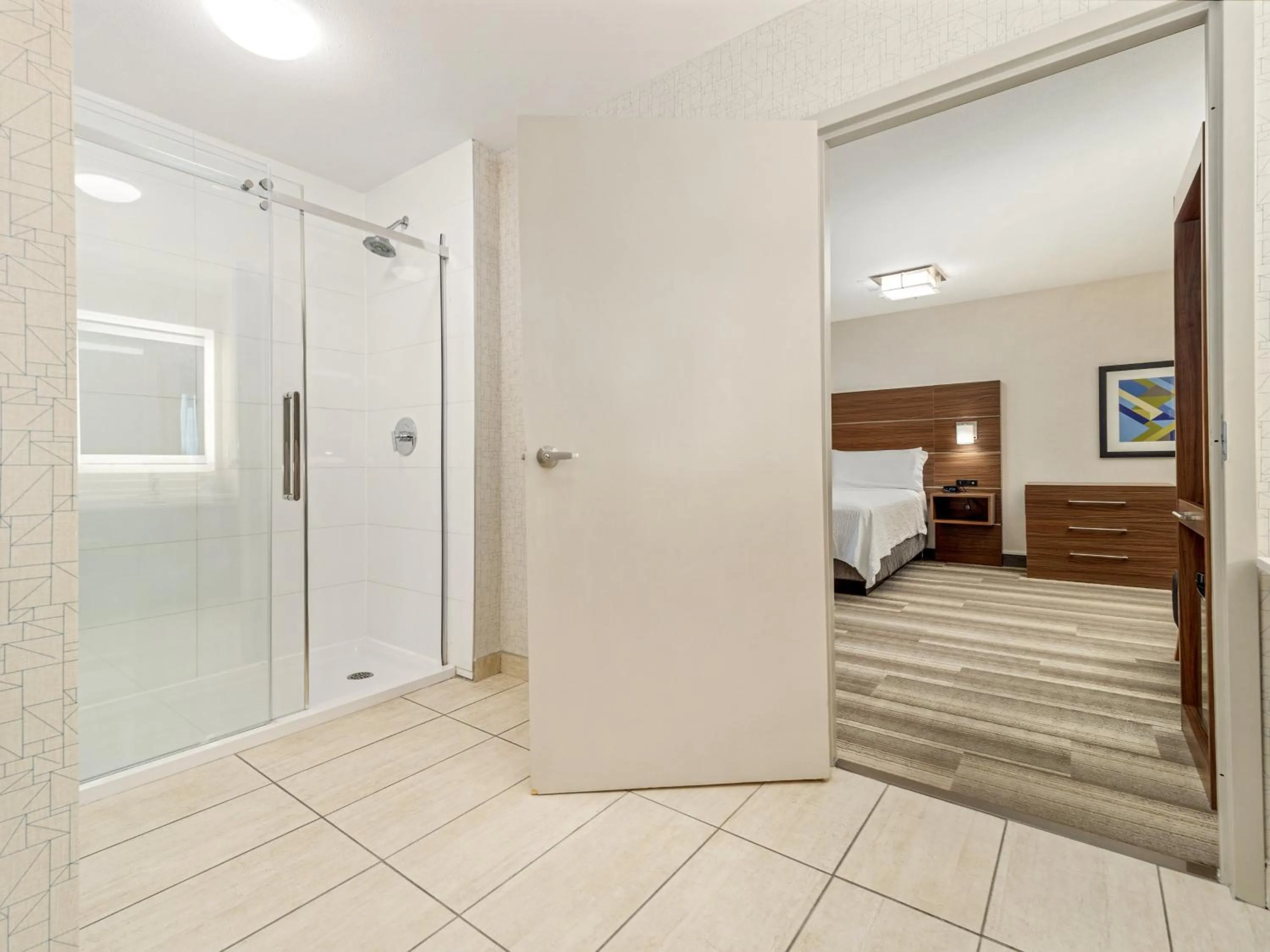 Photo of the whole room in Holiday Inn Express & Suites Medicine Hat by IHG