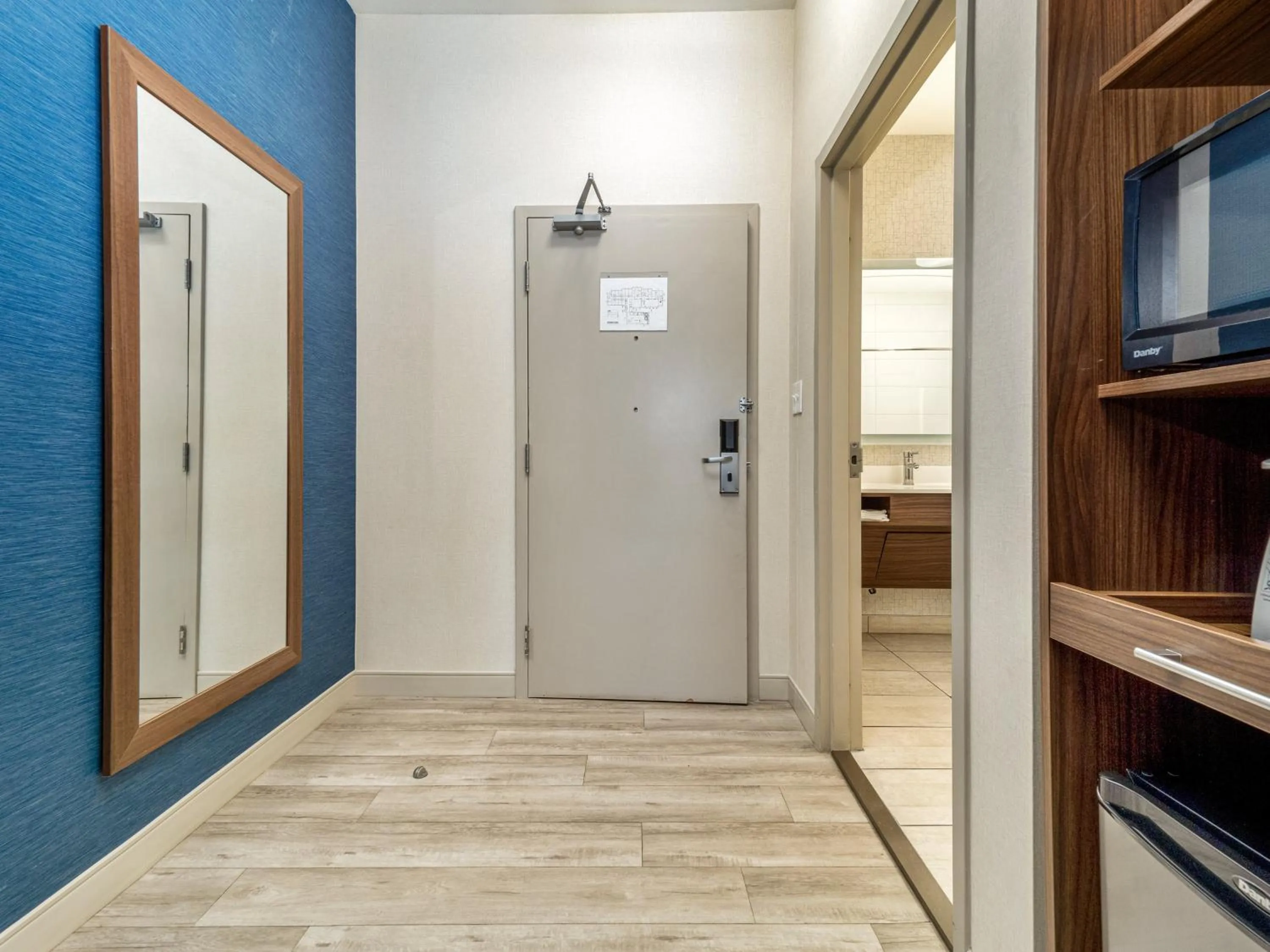 Photo of the whole room in Holiday Inn Express & Suites Medicine Hat by IHG