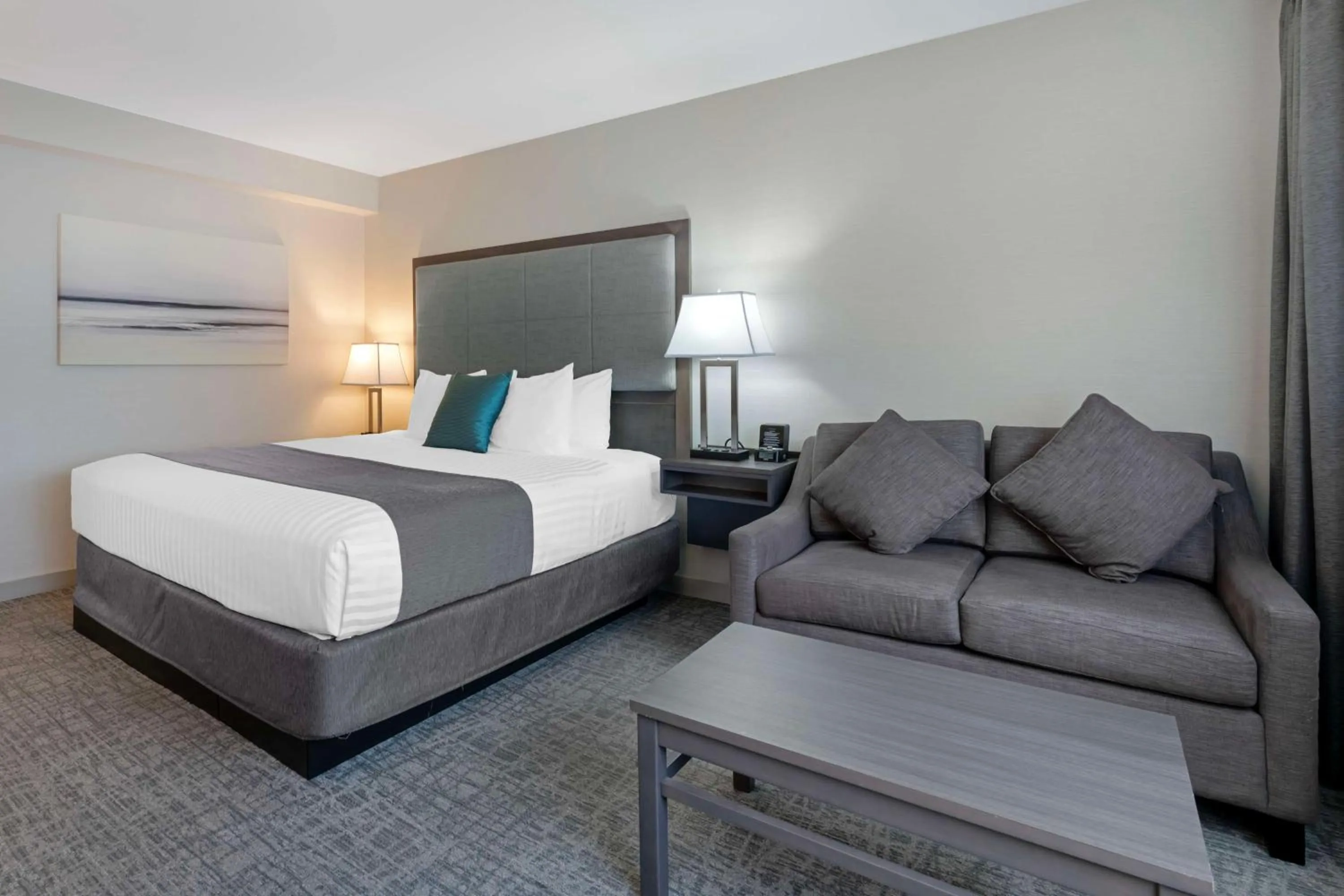 Bedroom, Bed in Best Western Plus Sands