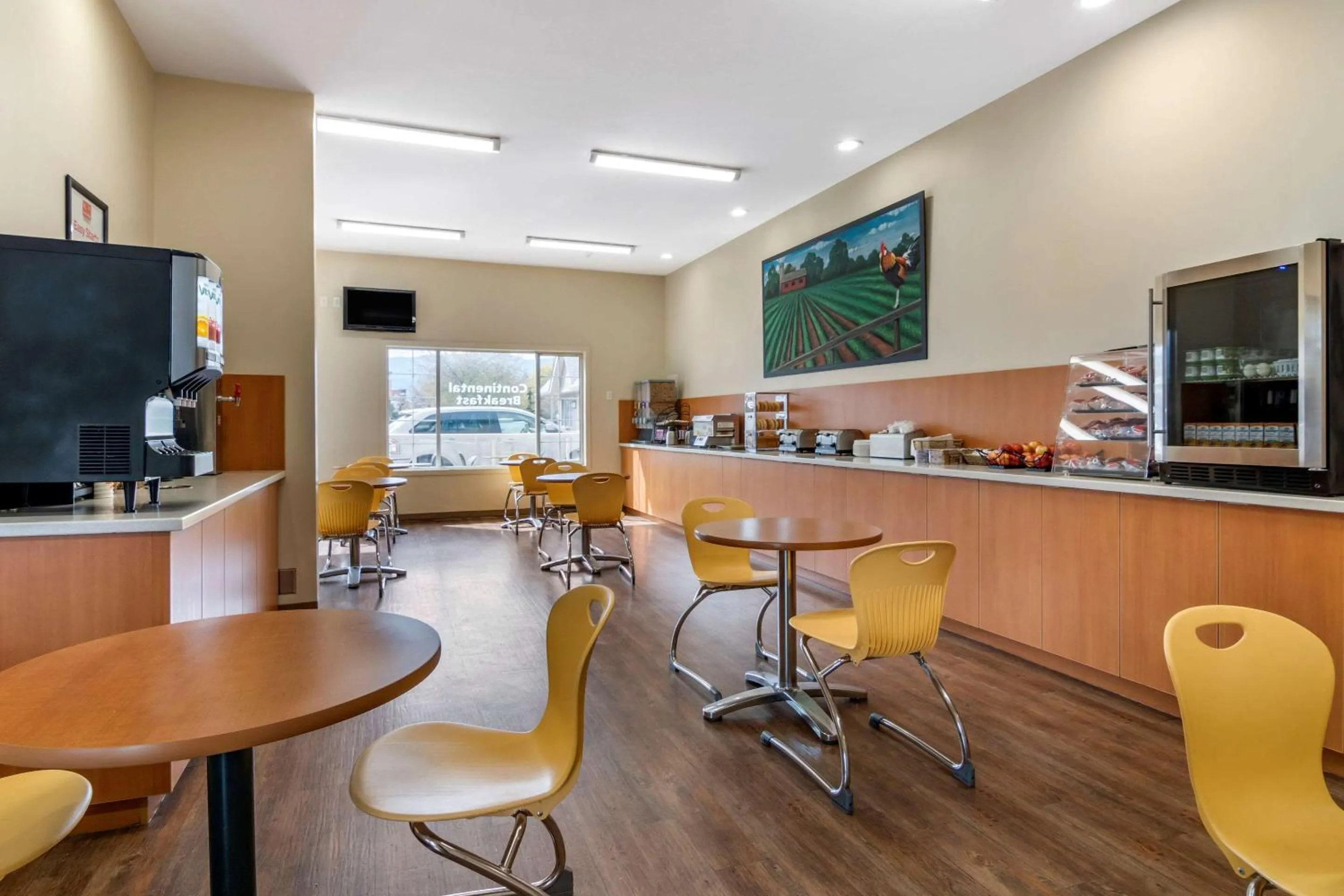 Restaurant/places to eat in Econo Lodge Inn & Suites