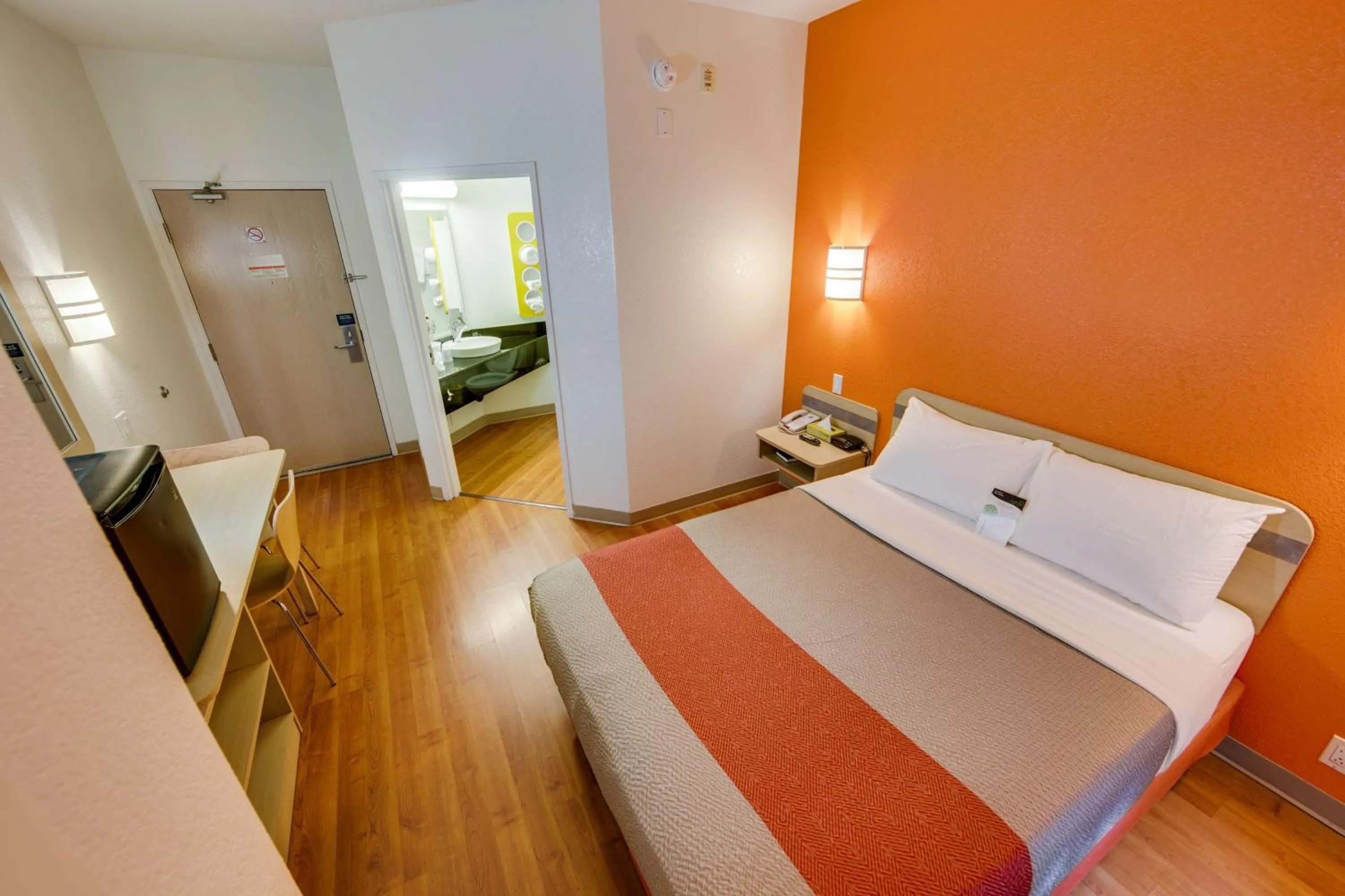 Bedroom in Motel 6-Brampton, ON - Toronto