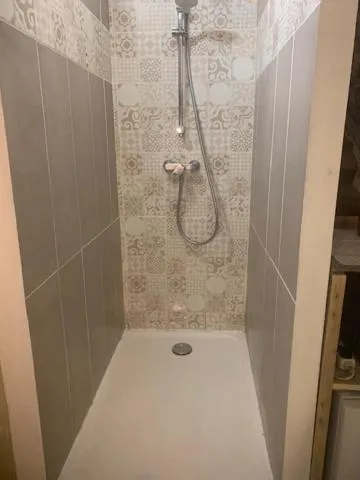 Les Troglos de la Tufolière