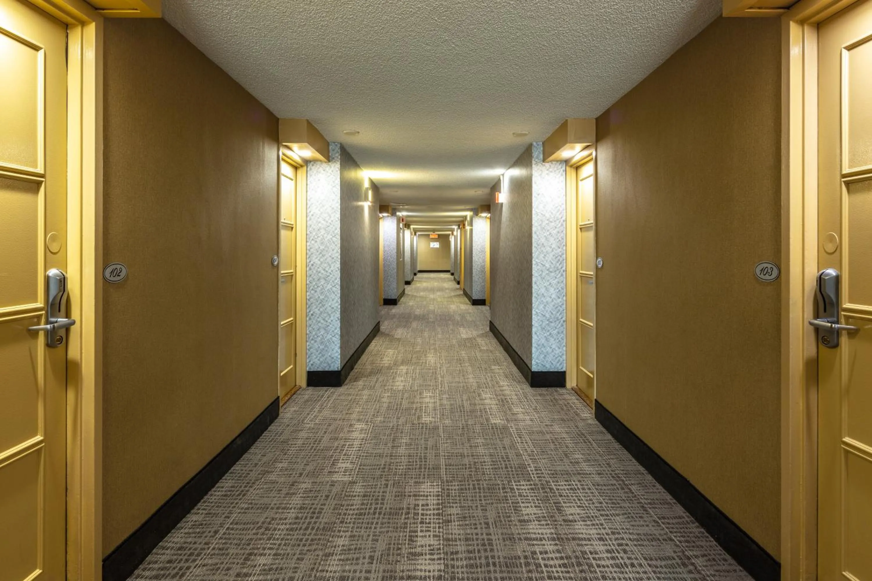 Property building in Auberge Royal Versailles