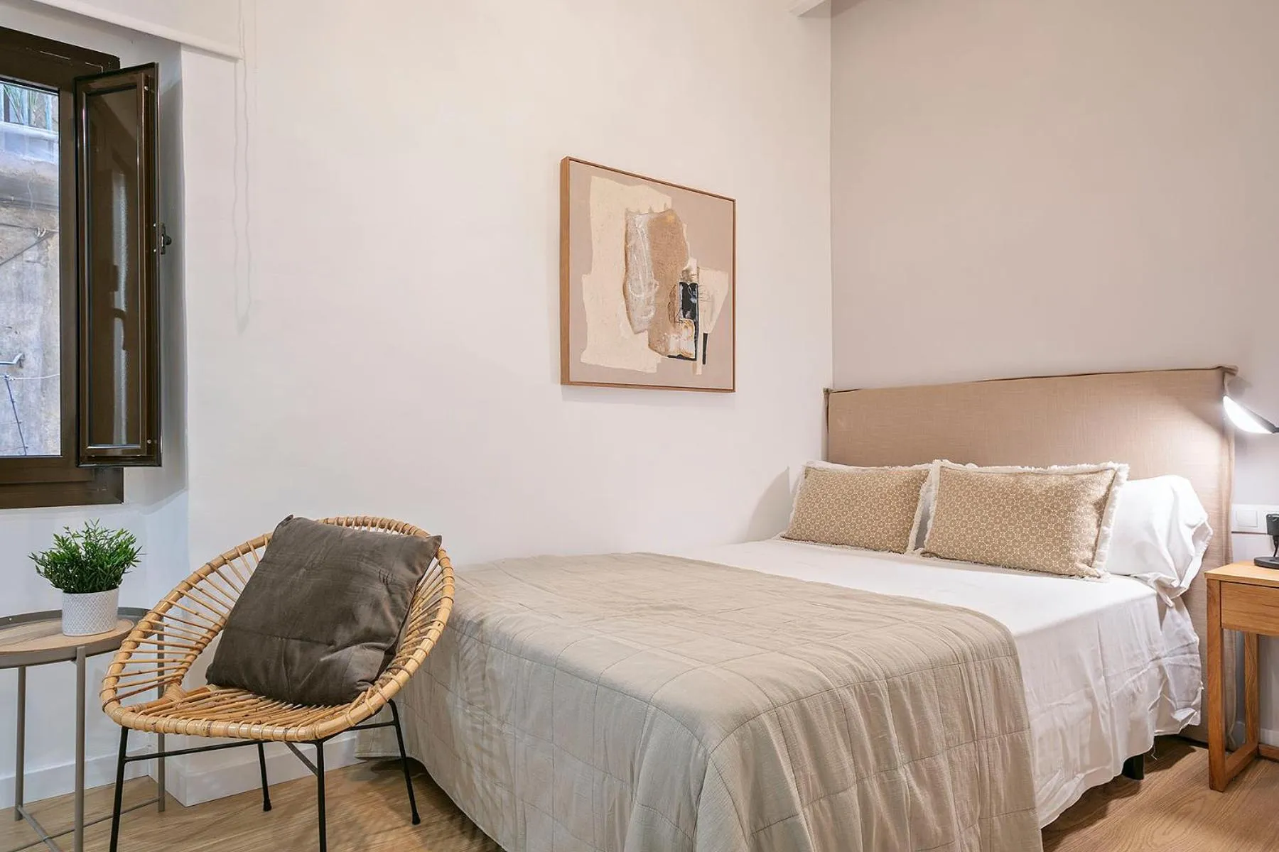 Bedroom, Bed in Citytrip Palau de la Música