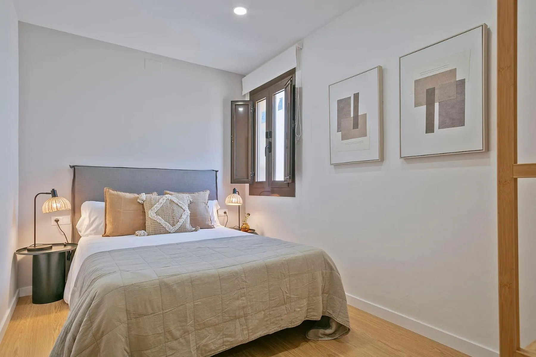 Bedroom, Bed in Citytrip Palau de la Música