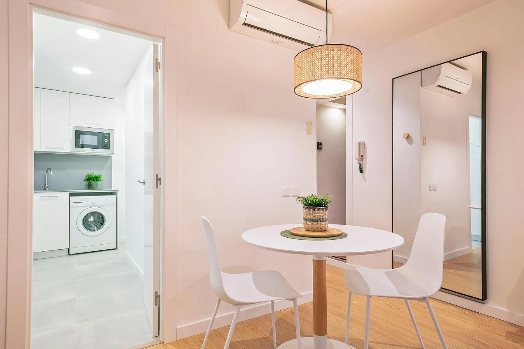 Kitchen or kitchenette in Citytrip Palau de la Música