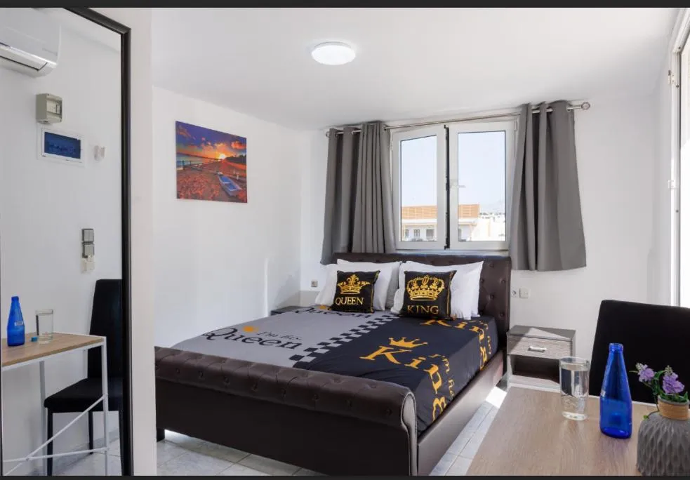 Bed in Kings Hersonissos Hotel