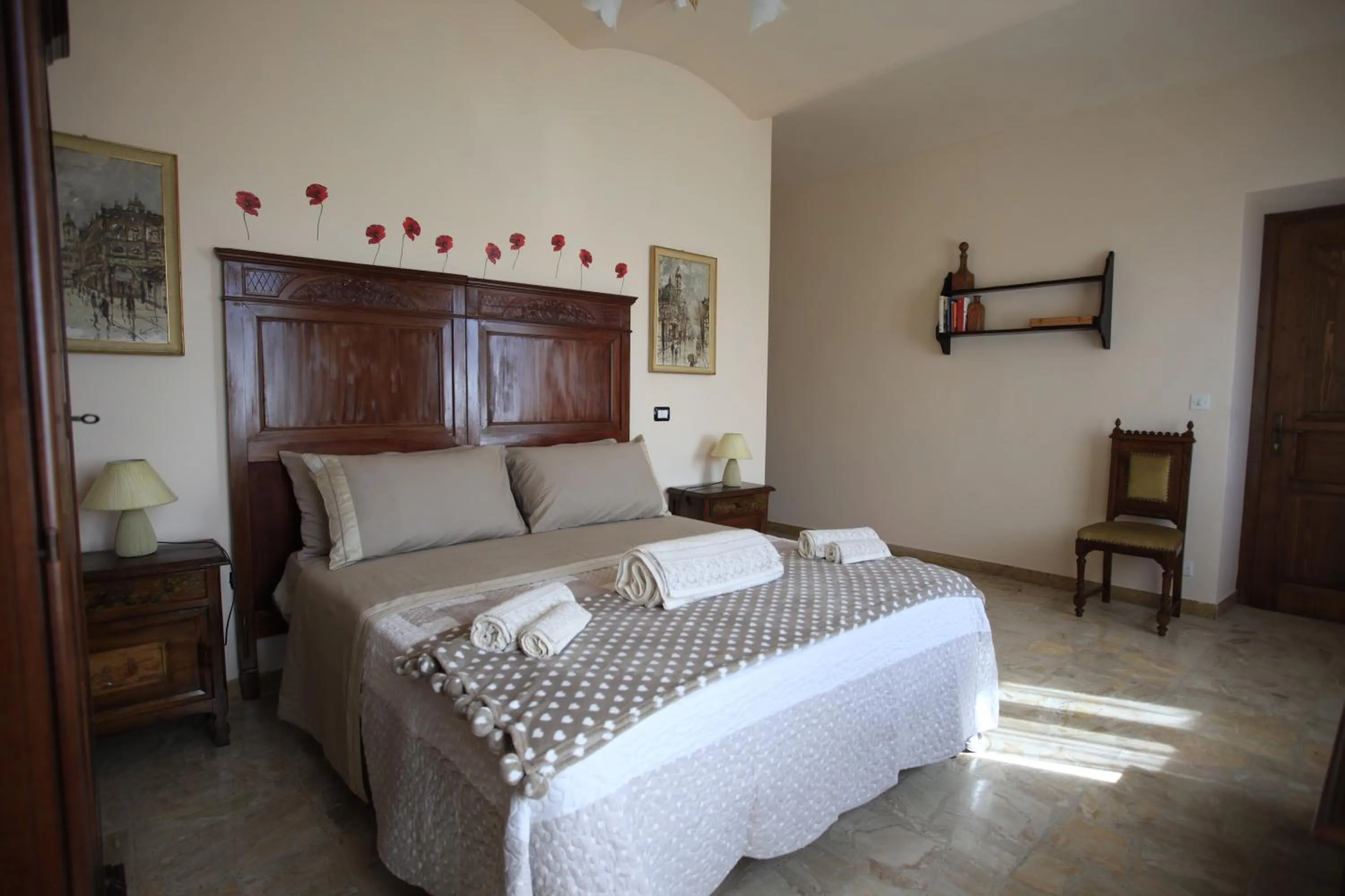 Photo of the whole room, Bed in Al Canei B&B