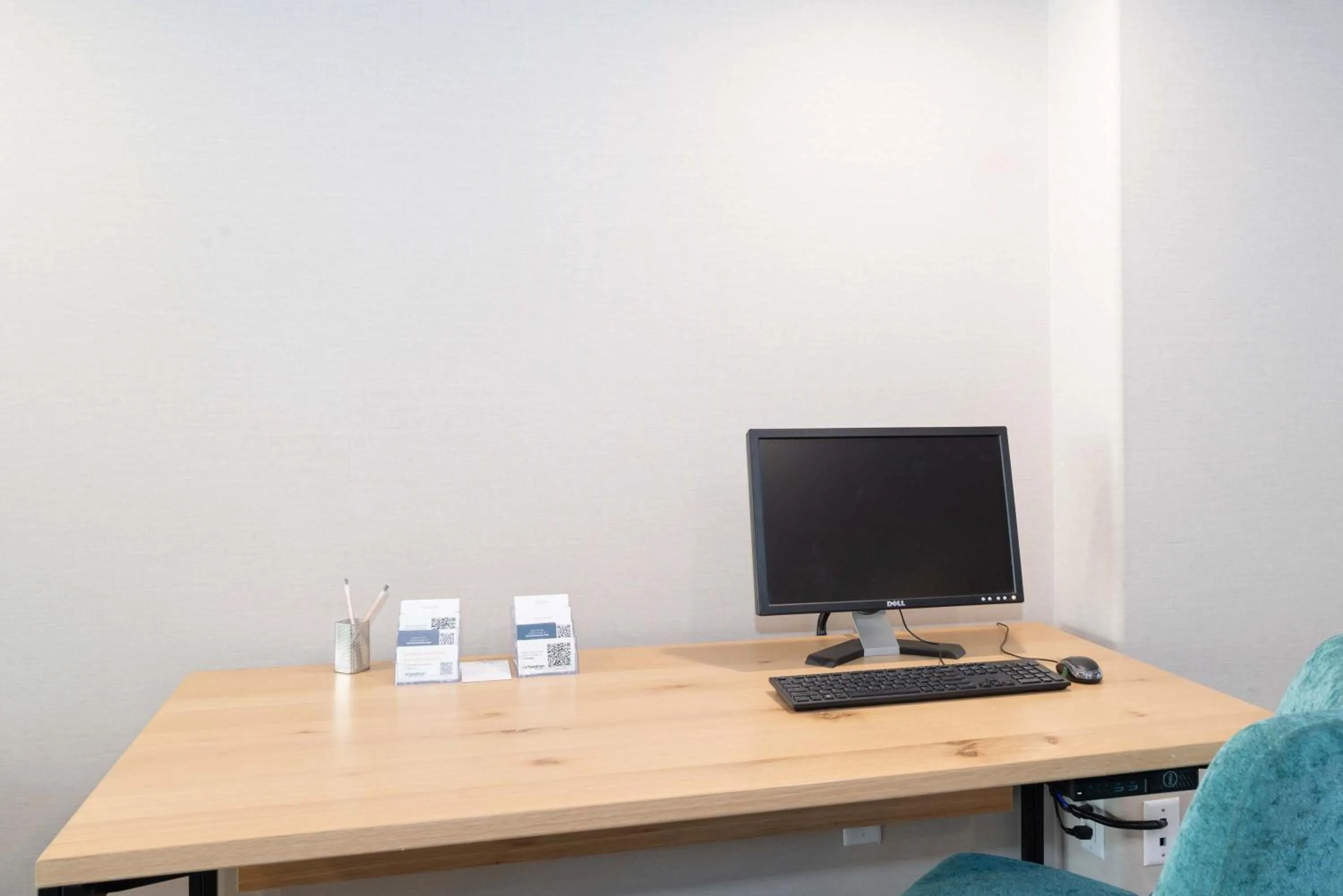 Business facilities in Sandman Hotel & Suites Regina