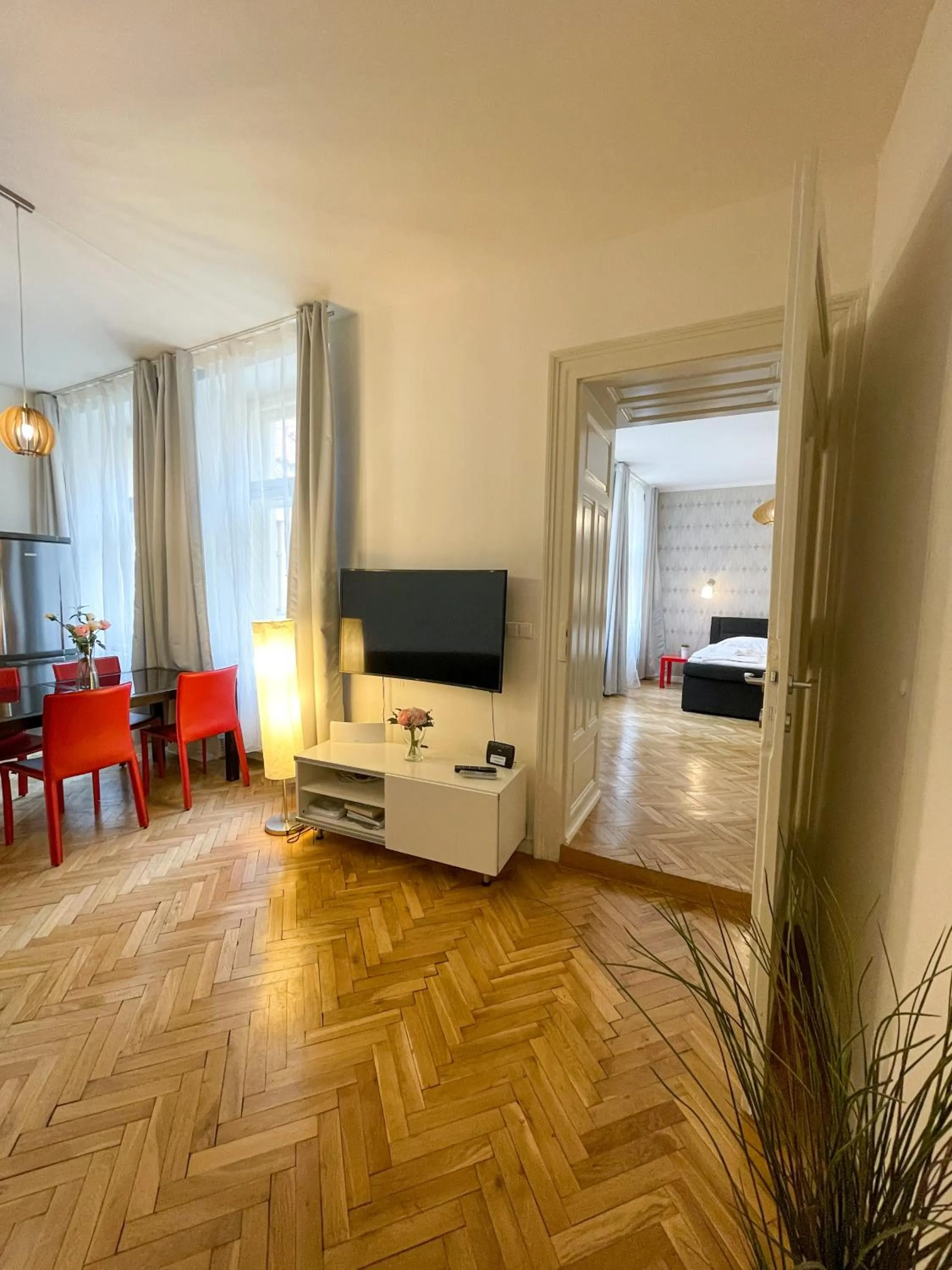 TV and multimedia in Old Town Square Apartments