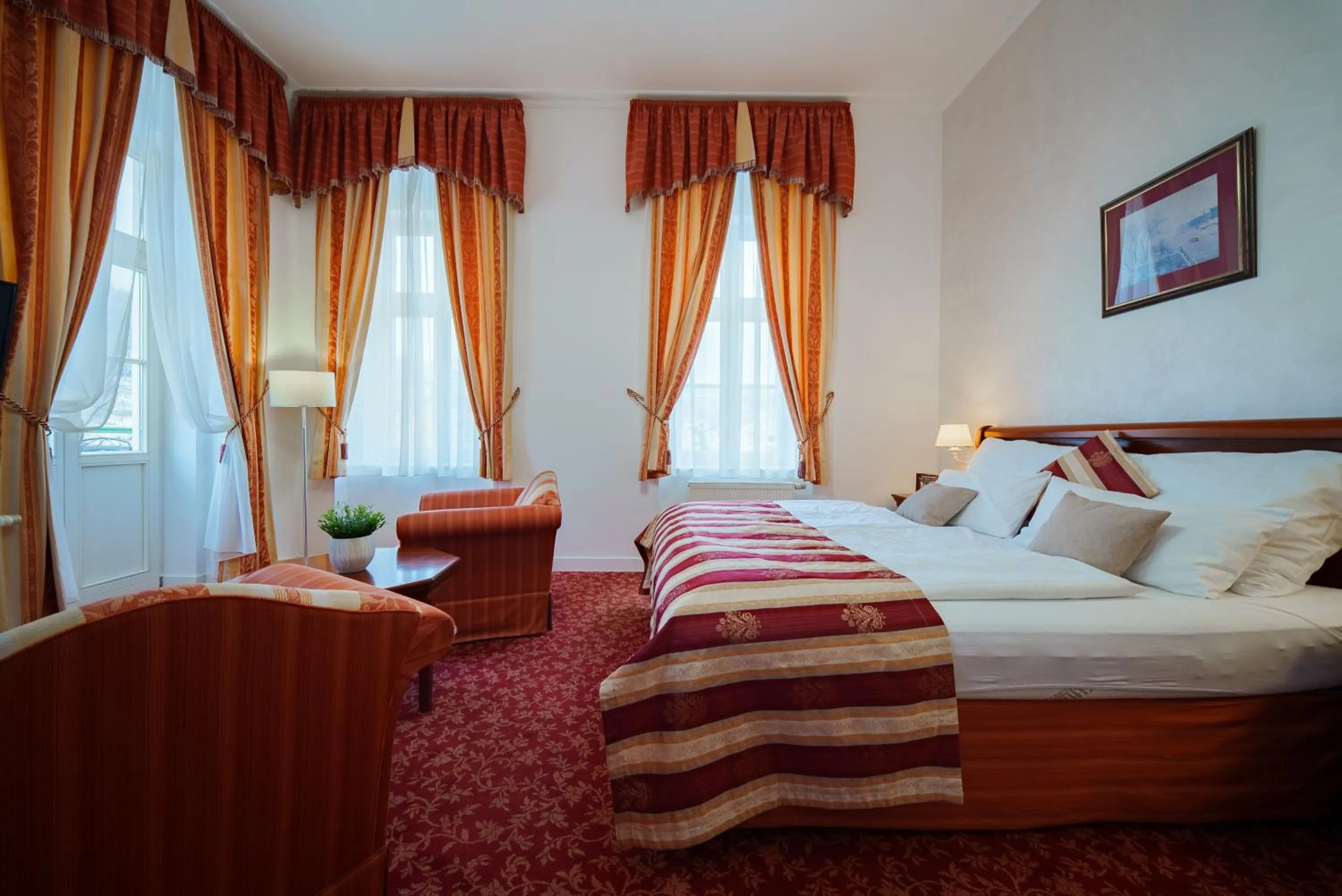 Bed in Hotel Ontario