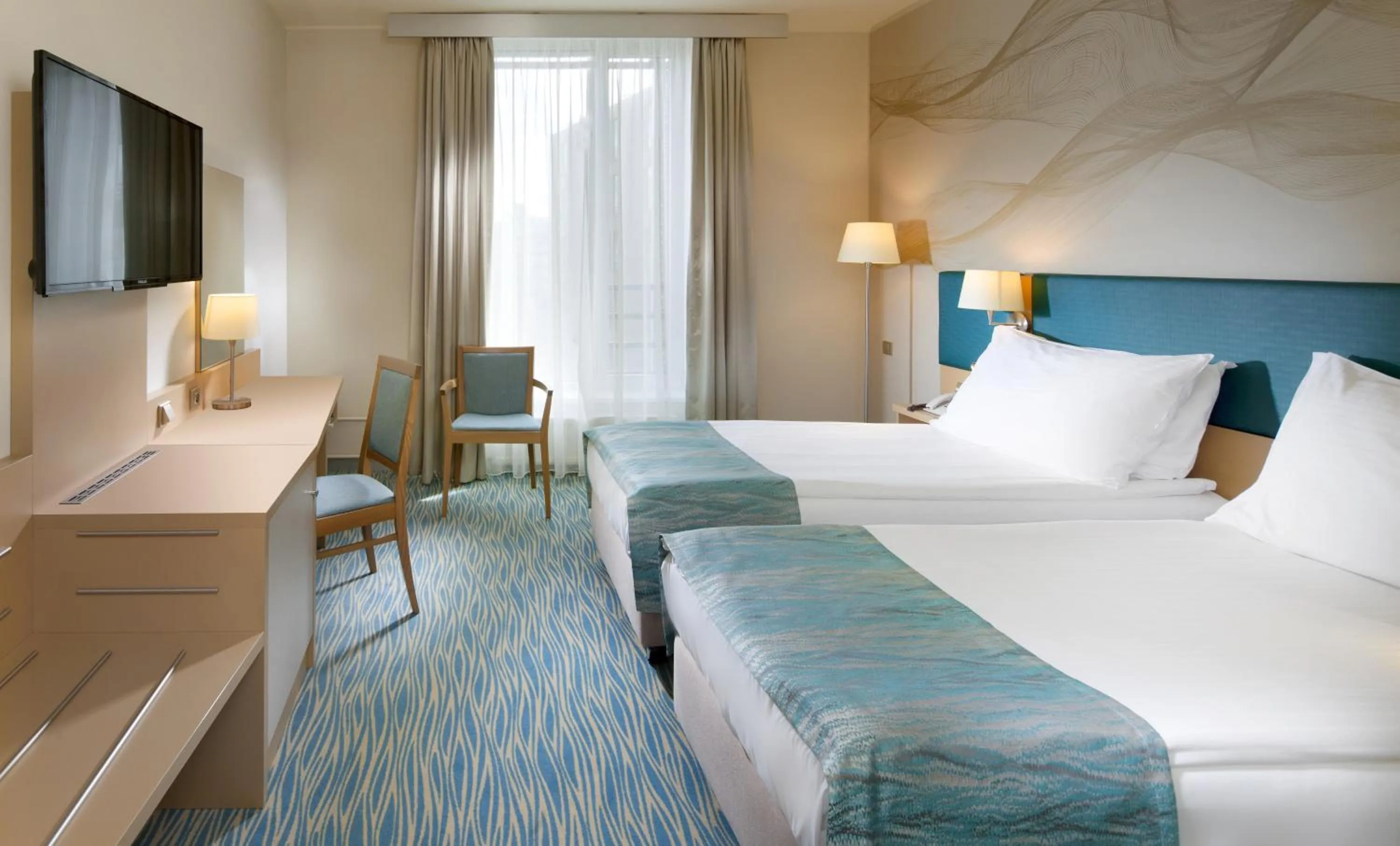 Photo of the whole room, Bed in Holiday Inn Prague by IHG