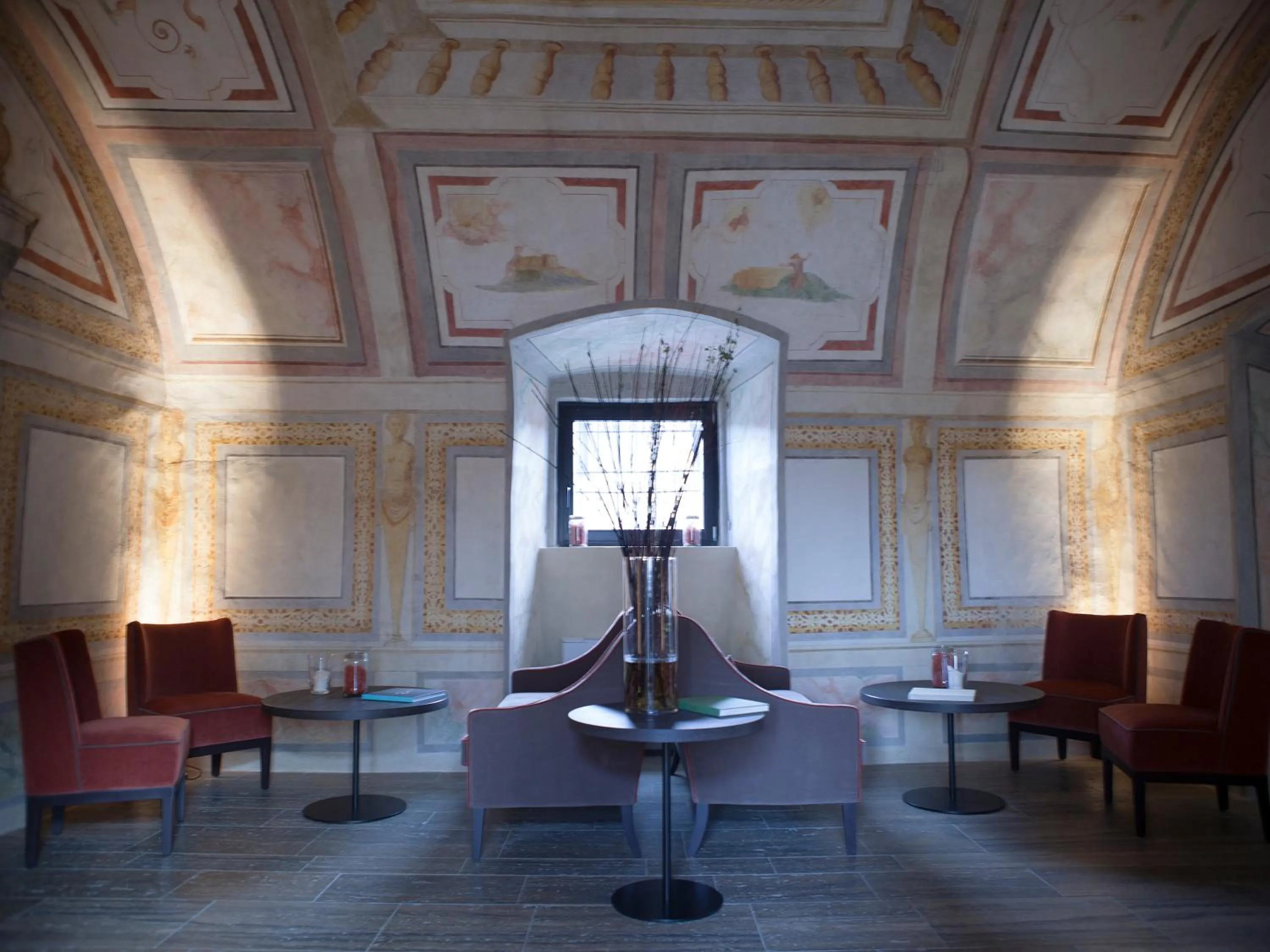 Communal lounge/ TV room in Podere Castel Merlo Resort