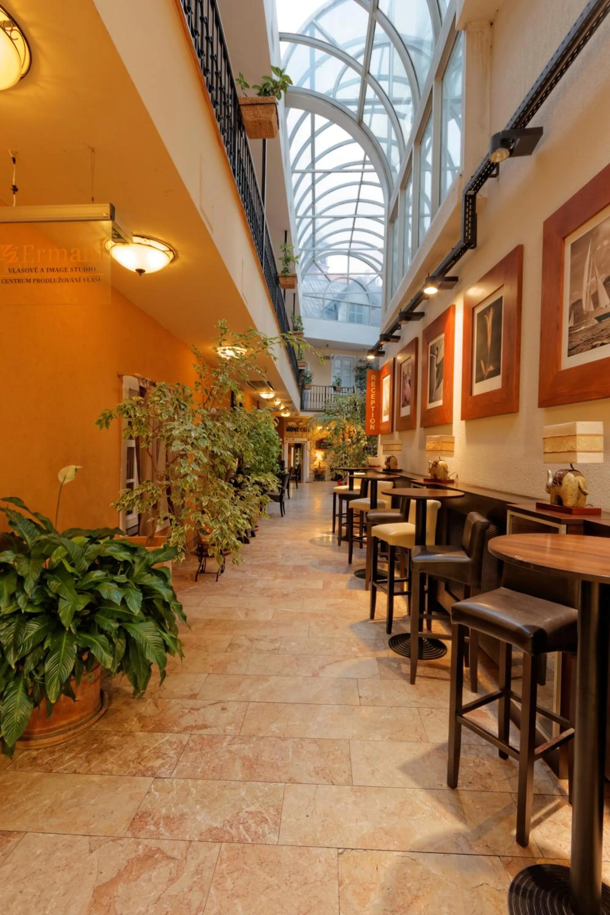 Facade/entrance in Enjoy Inn