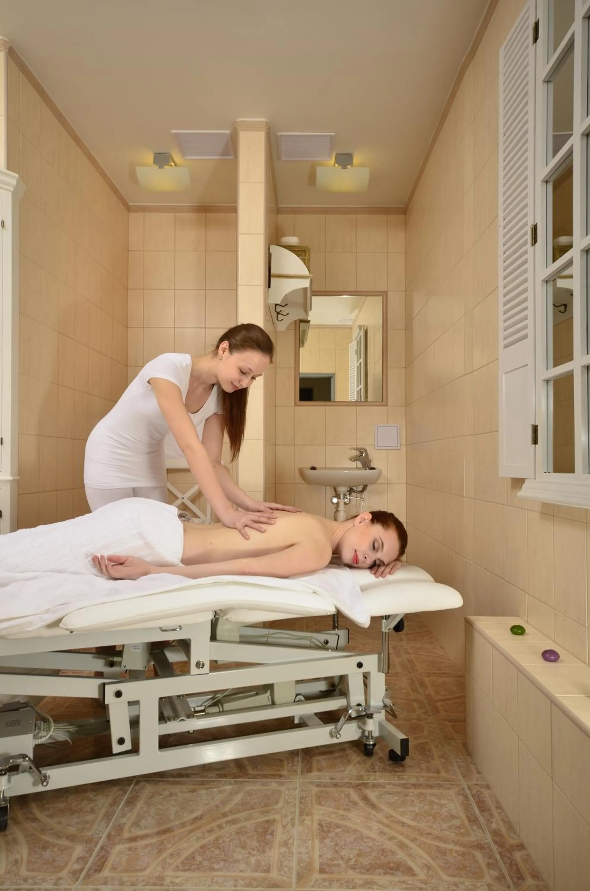 Massage in Enjoy Inn