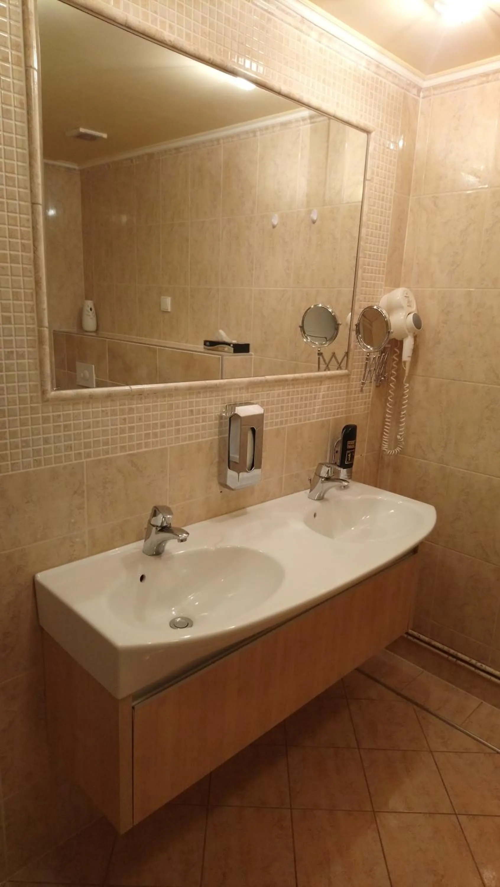 Bathroom in Enjoy Inn