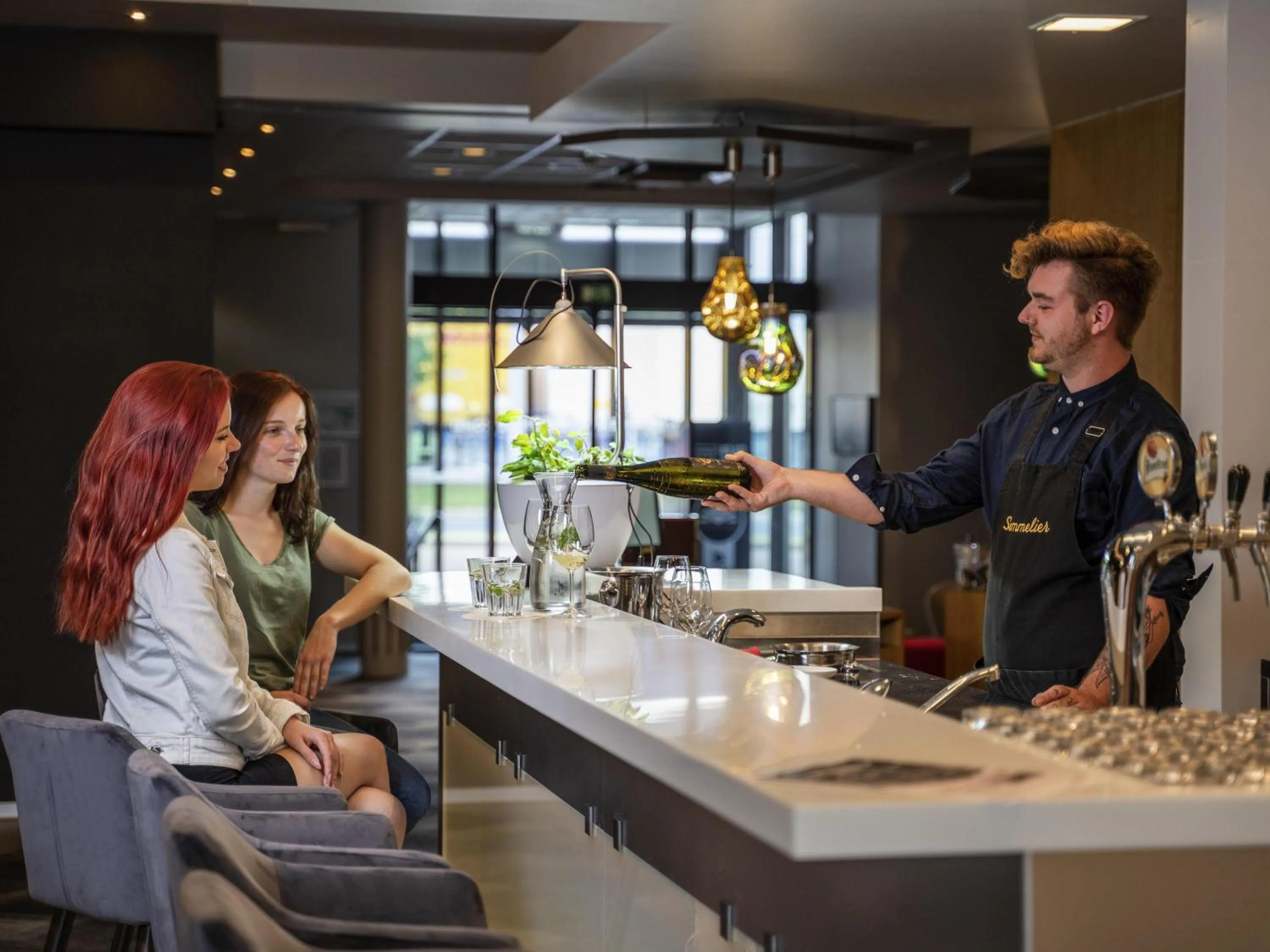 Lounge or bar in Ibis Hotel Plzeň