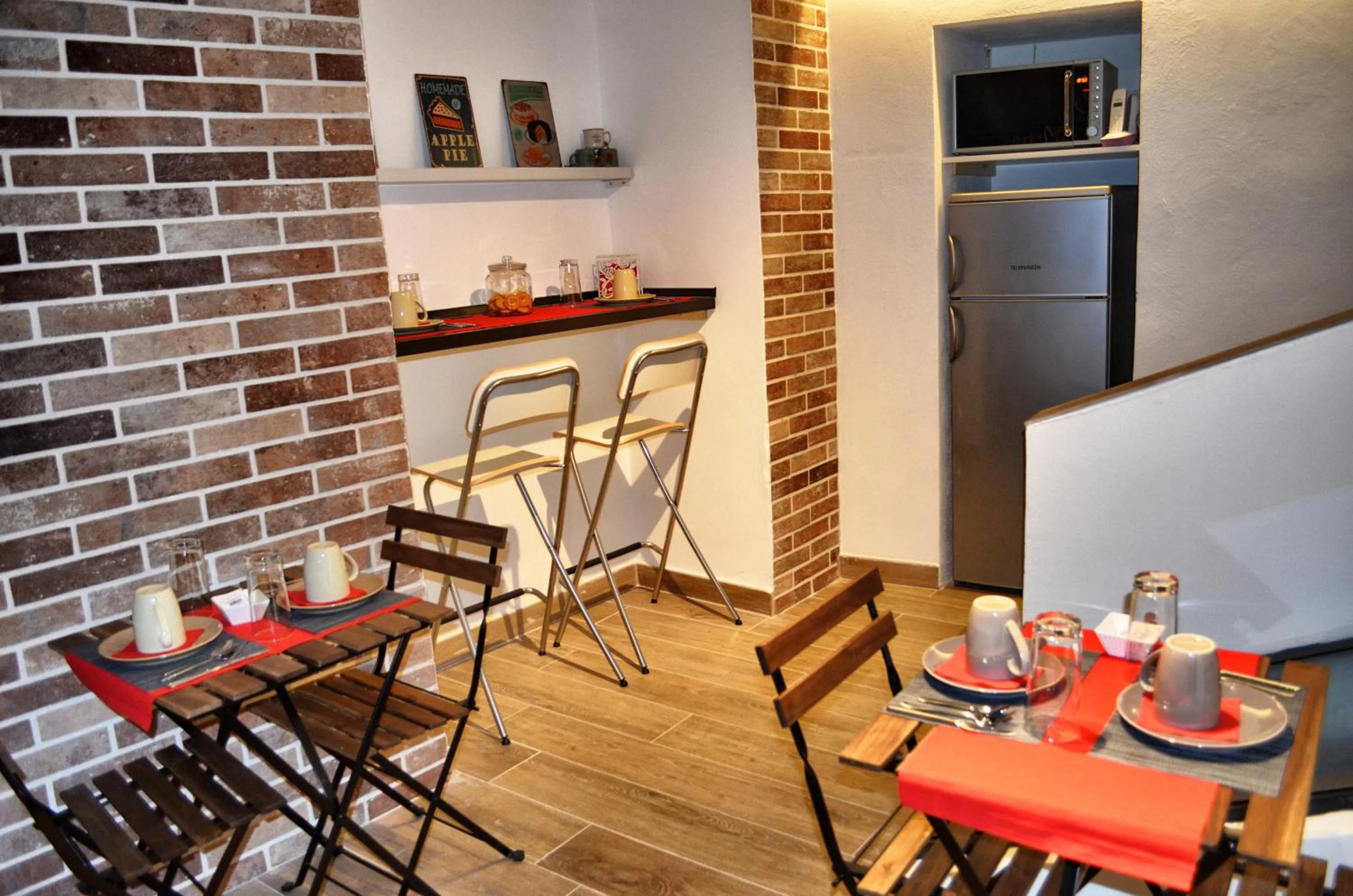 Communal kitchen in B&B Chiostro San Marco