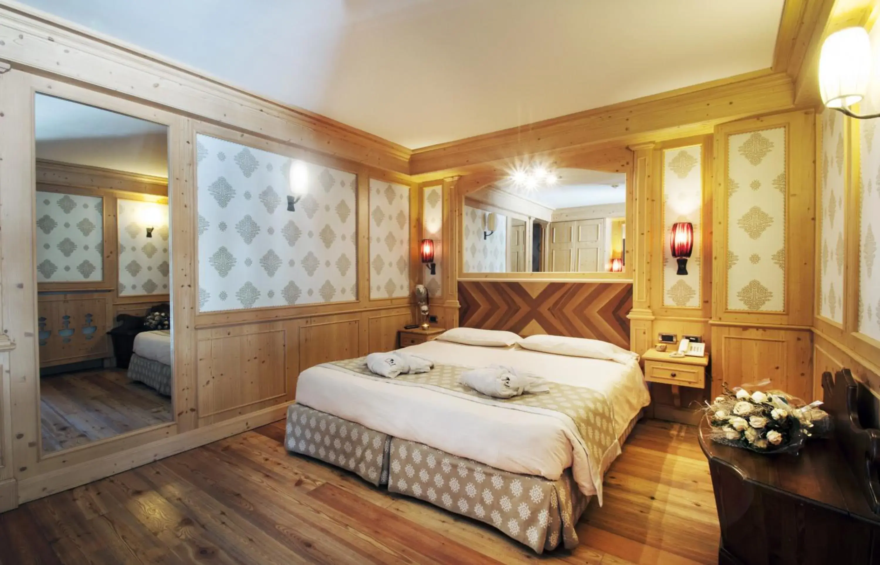 Triple Room with Extra Bed in Cristal Palace Hotel Triple Room with Extra Bed in Cristal Palace Hotel