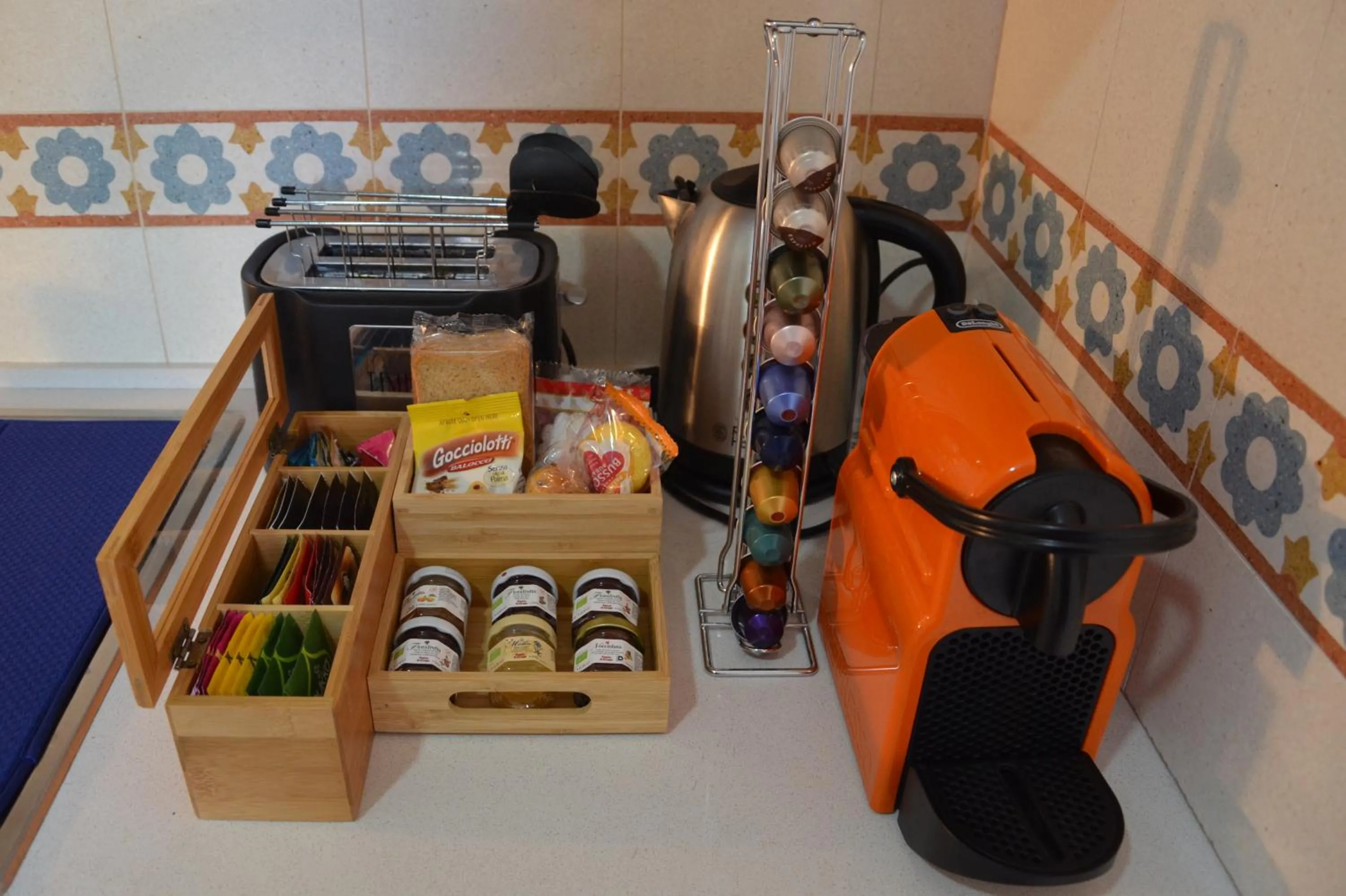 Coffee/tea facilities in Il dono di Atena