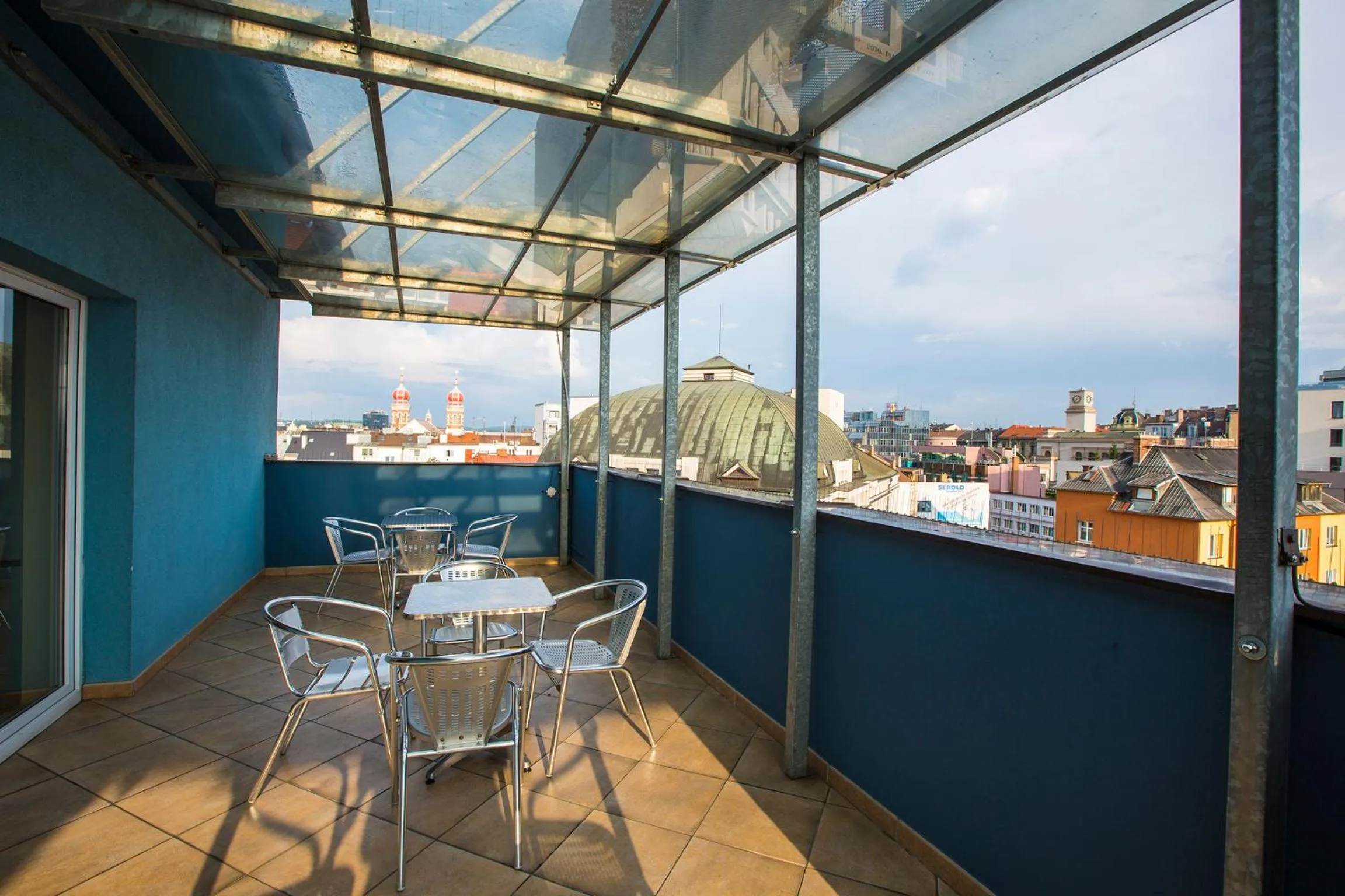 Property building in Hotel Trend