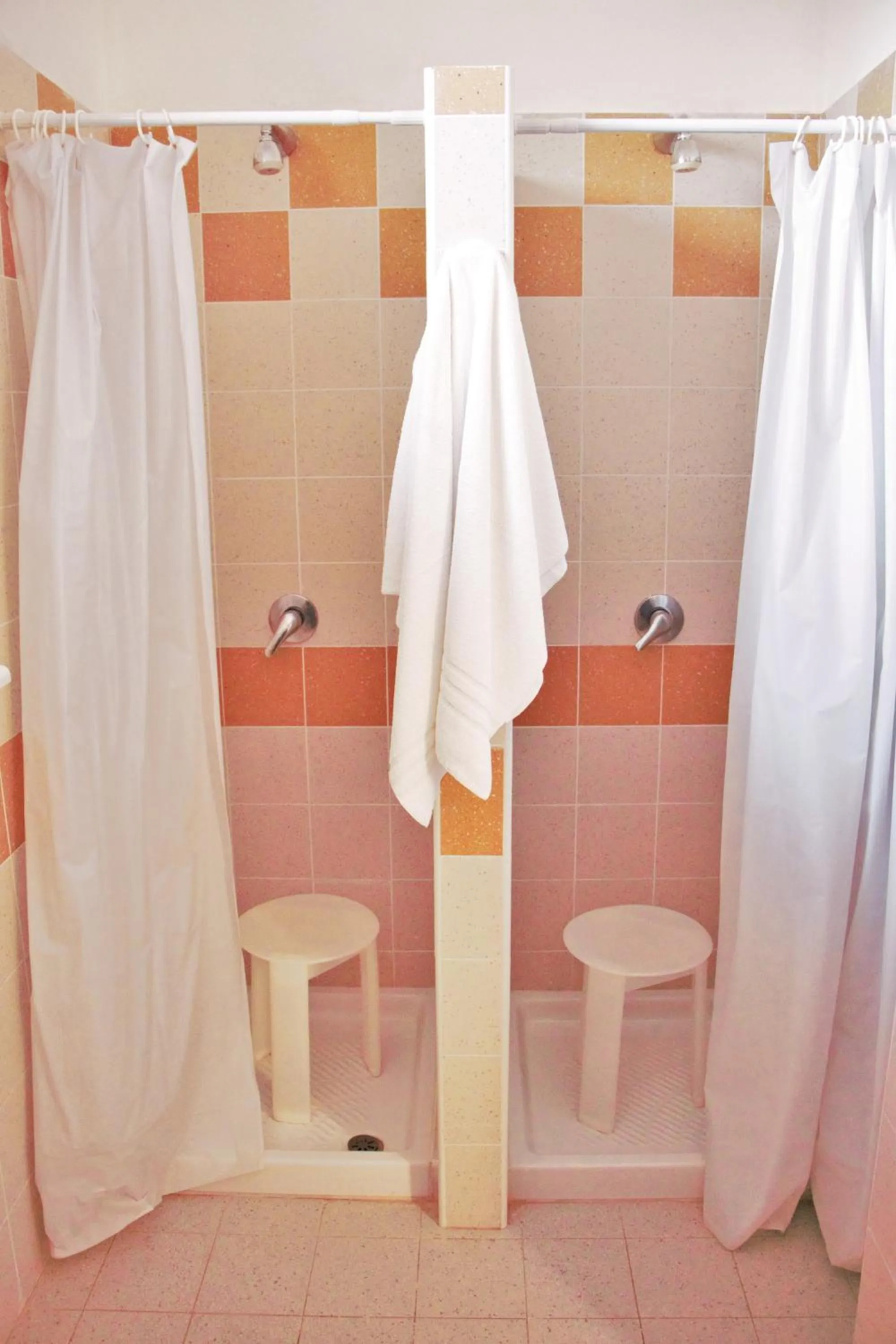 Bathroom in Ostello La Miniera