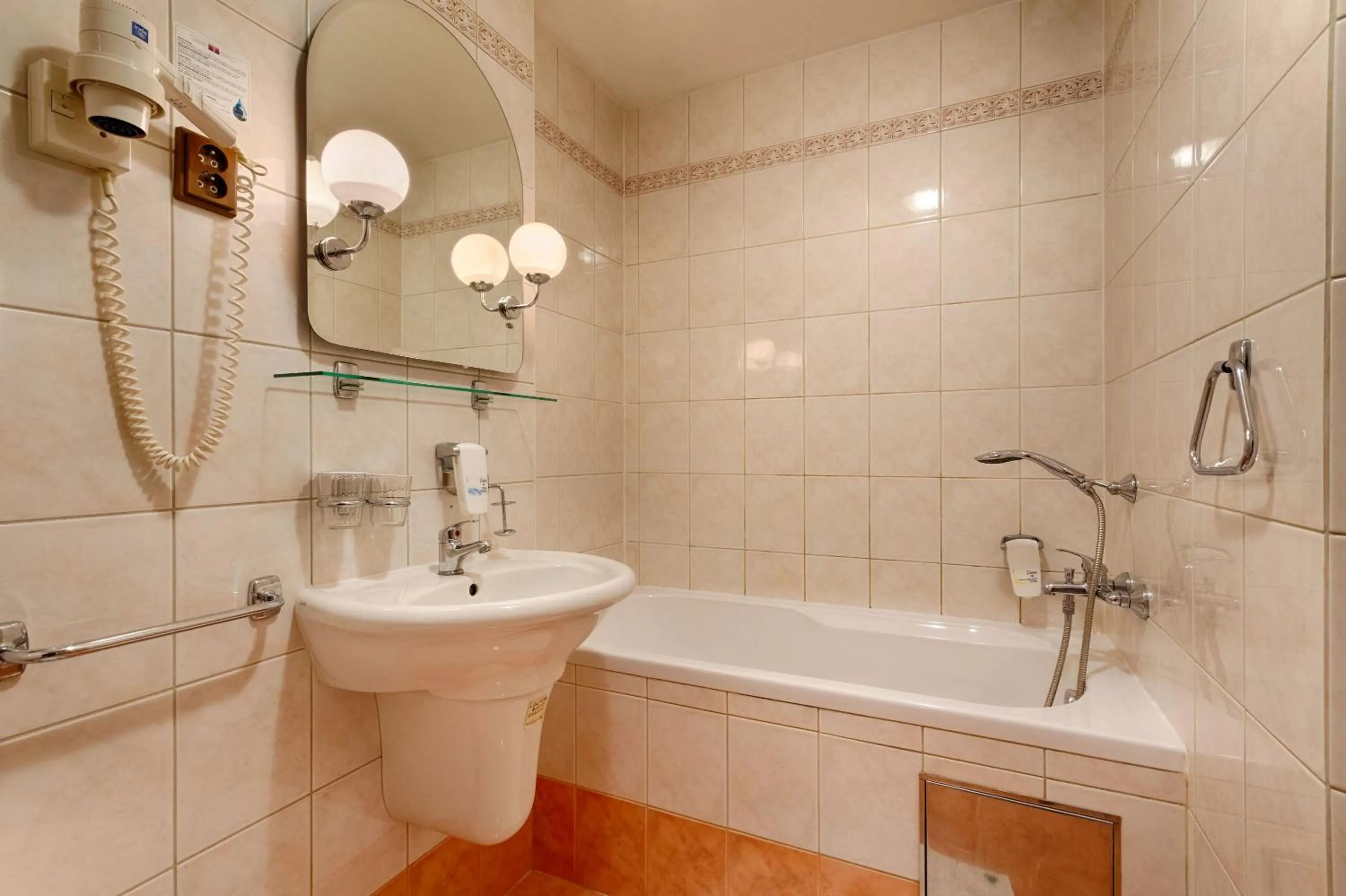 Hotel Concertino Zlatá Husa