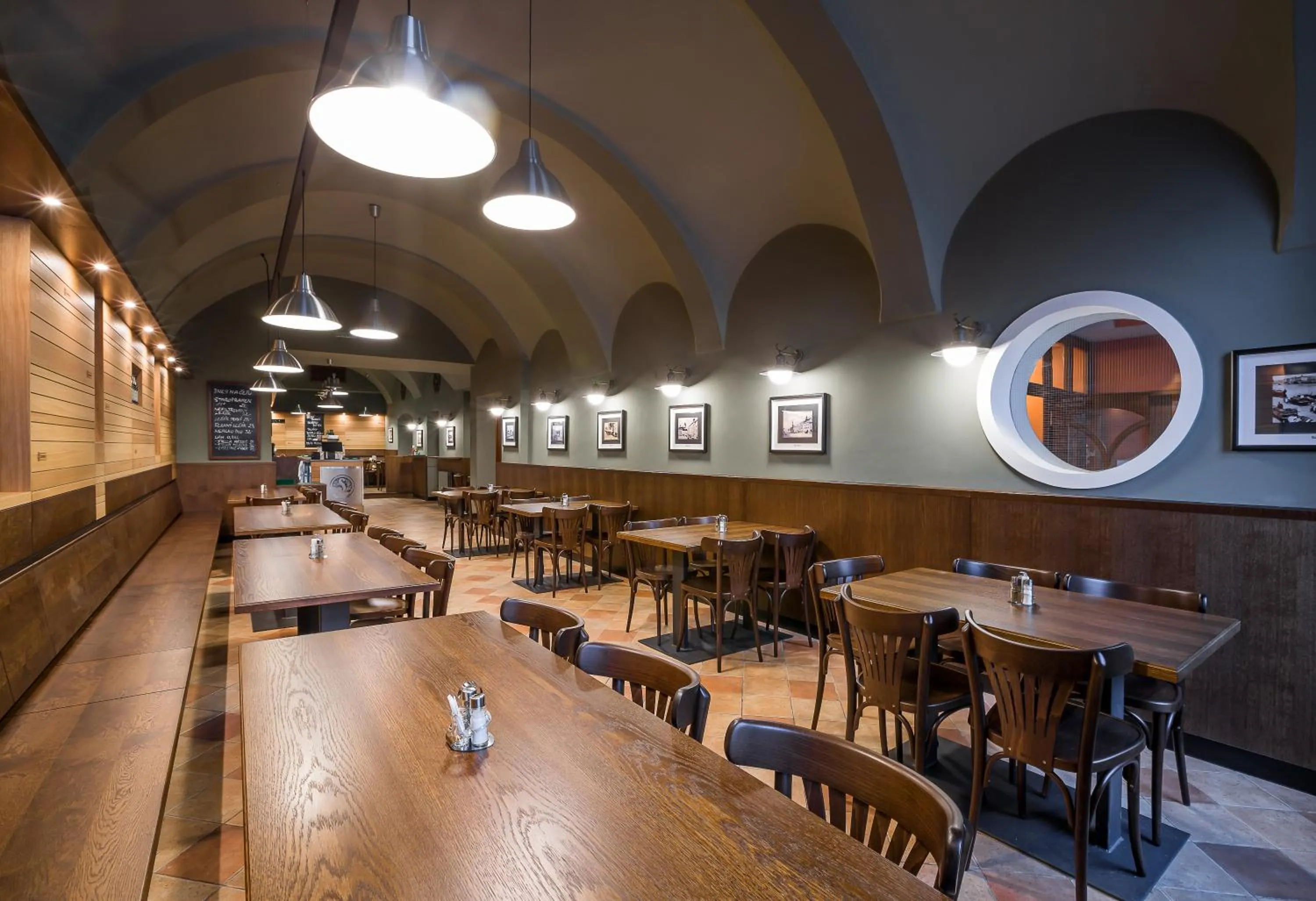 Restaurant/places to eat in Hotel Concertino Zlatá Husa