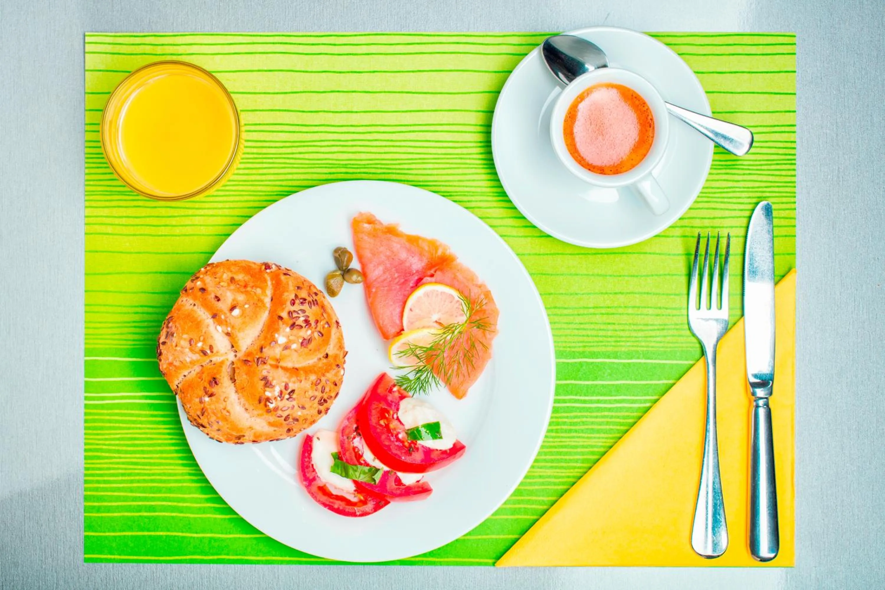 Restaurant/places to eat in Hotel Clement