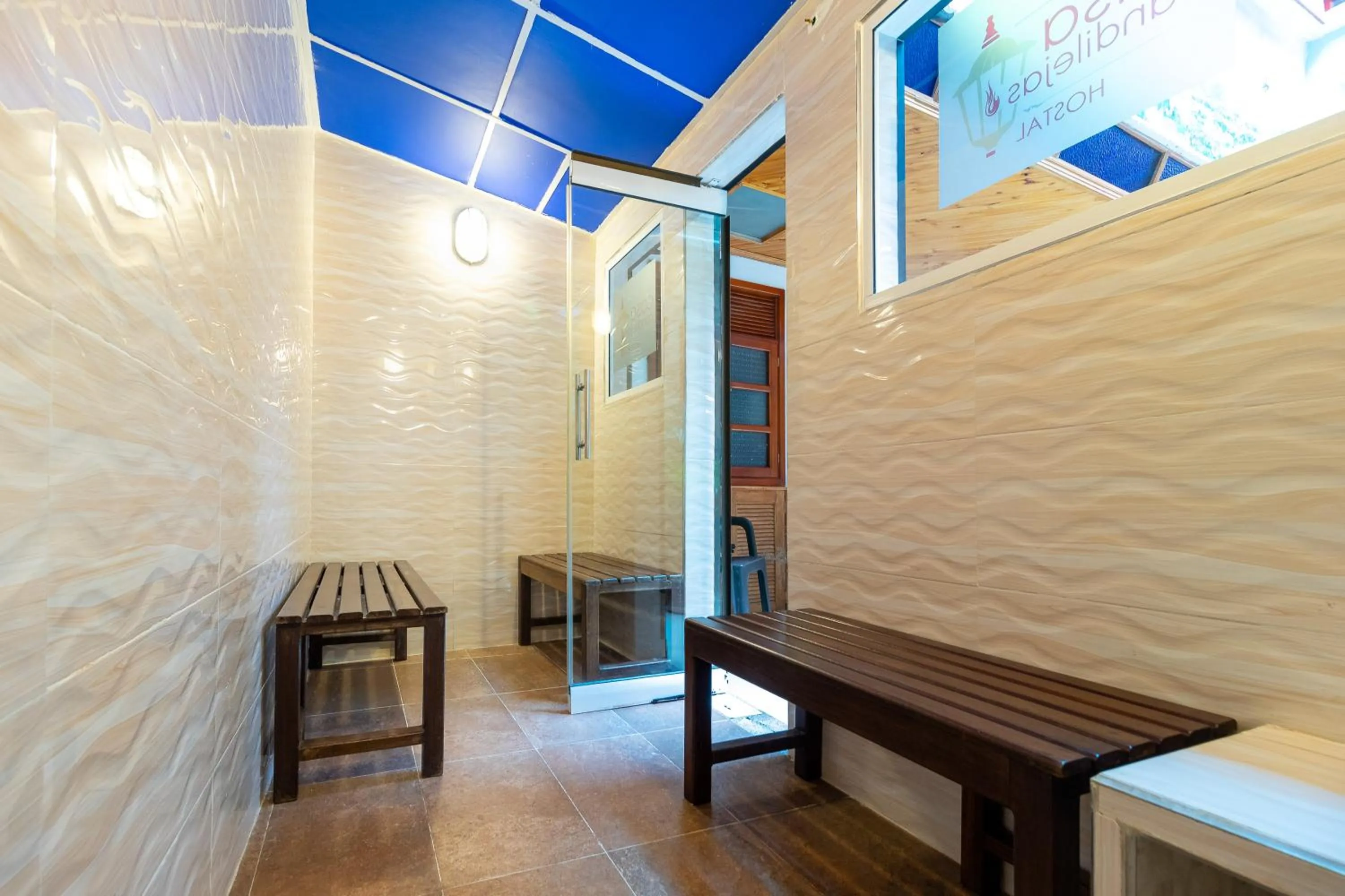 Steam room in Casa Candilejas