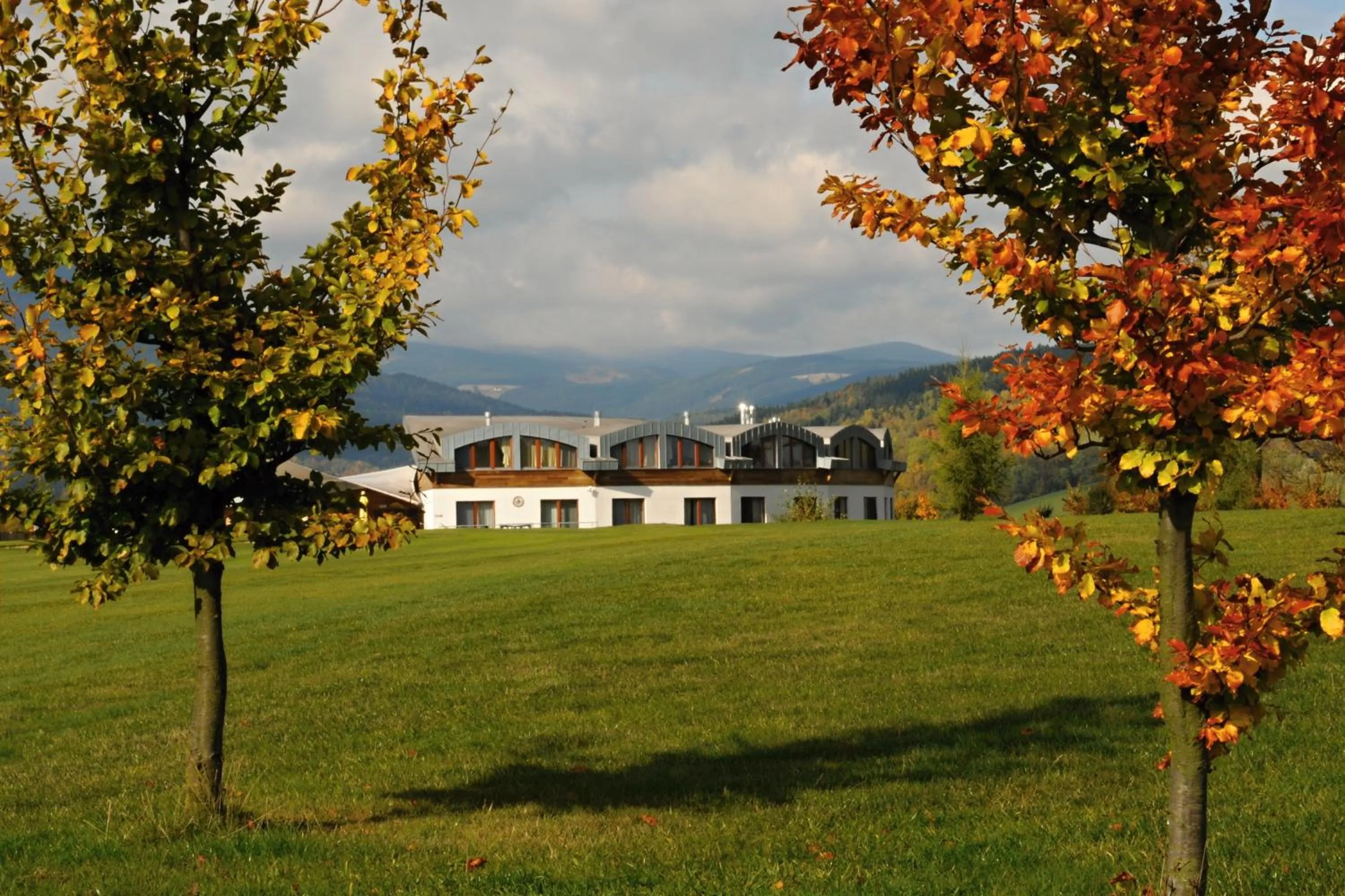 Property building in Grund Resort Golf and Ski