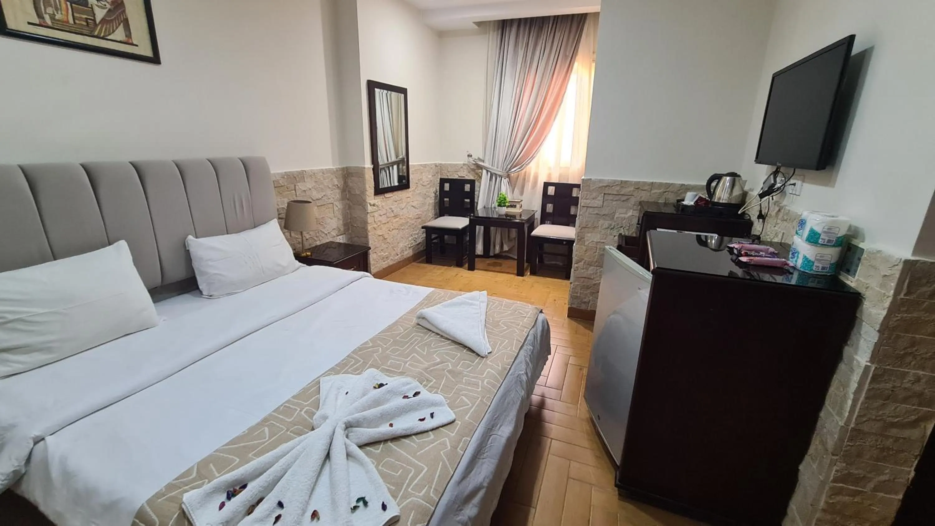 Bed in Best View Pyramids Hotel