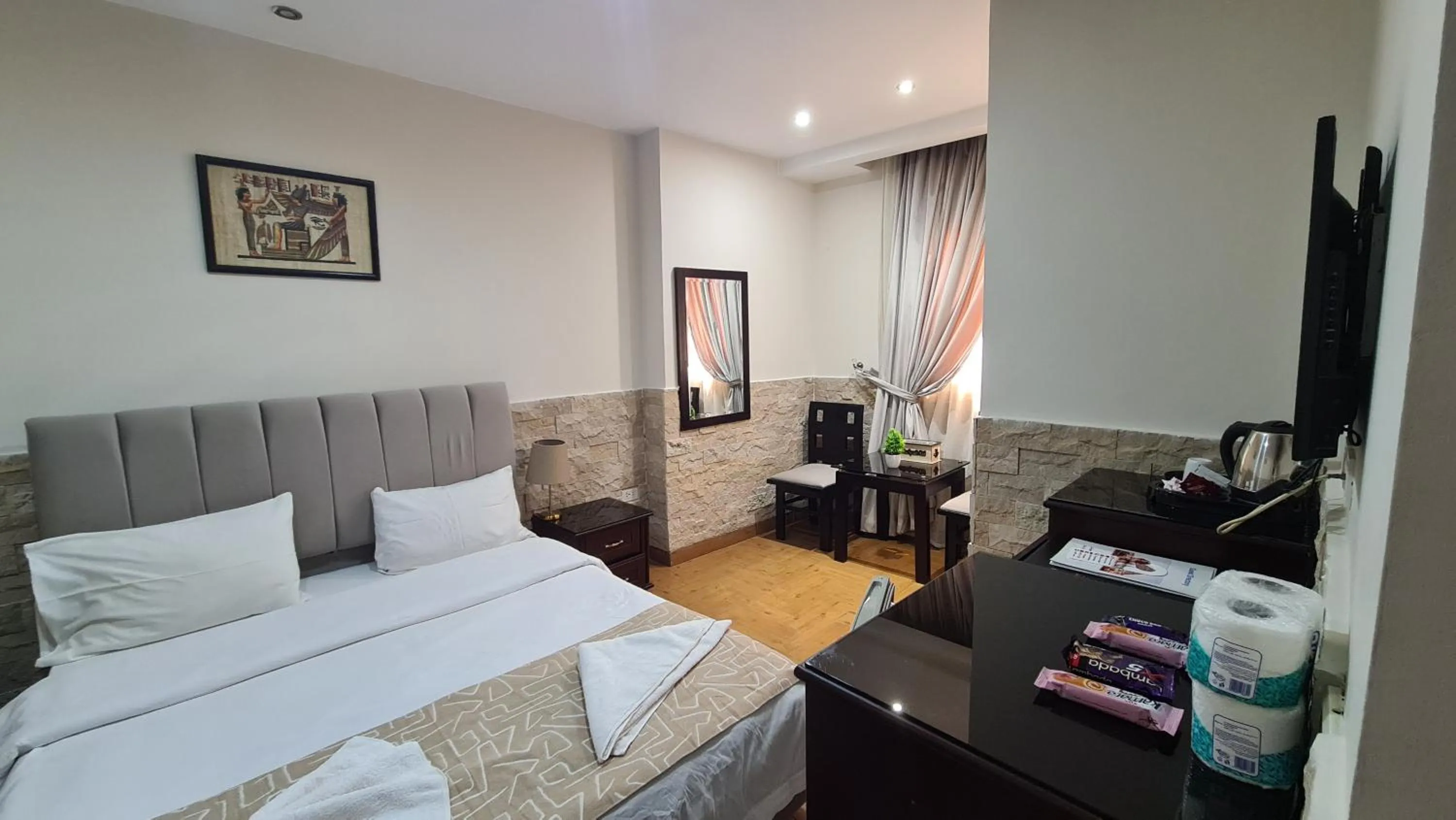 Bed in Best View Pyramids Hotel