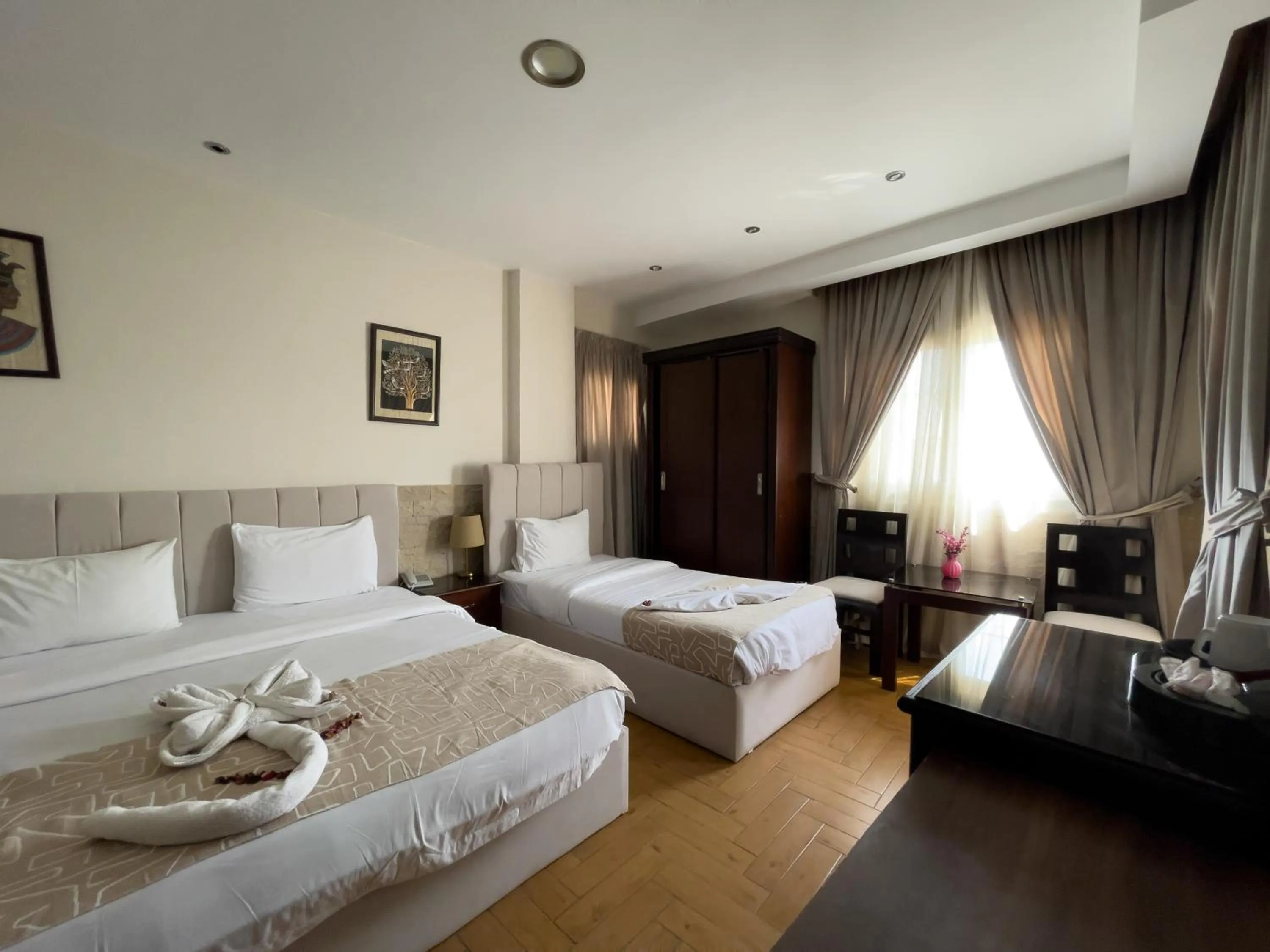 Bed in Best View Pyramids Hotel