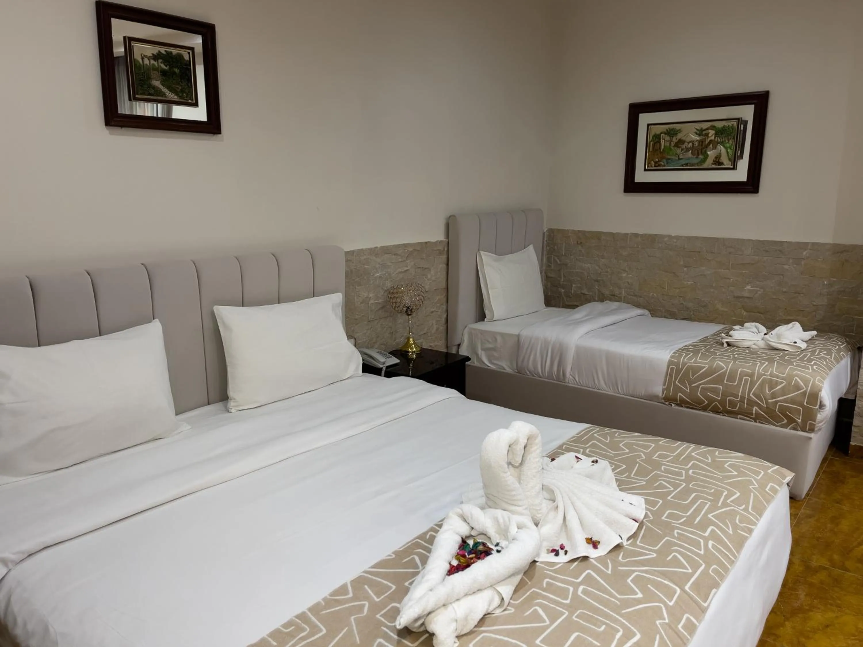 Bed in Best View Pyramids Hotel