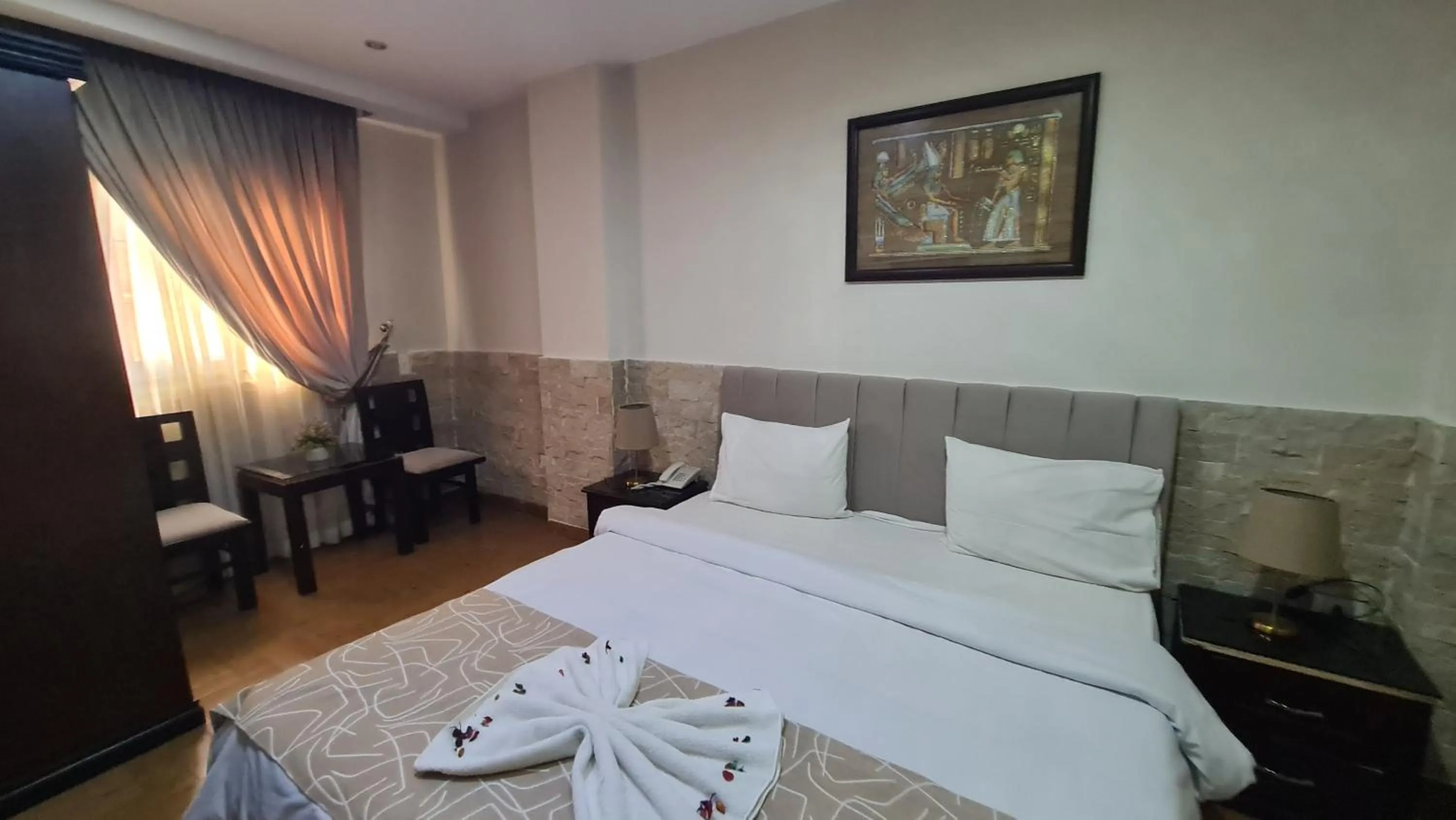 Bed in Best View Pyramids Hotel