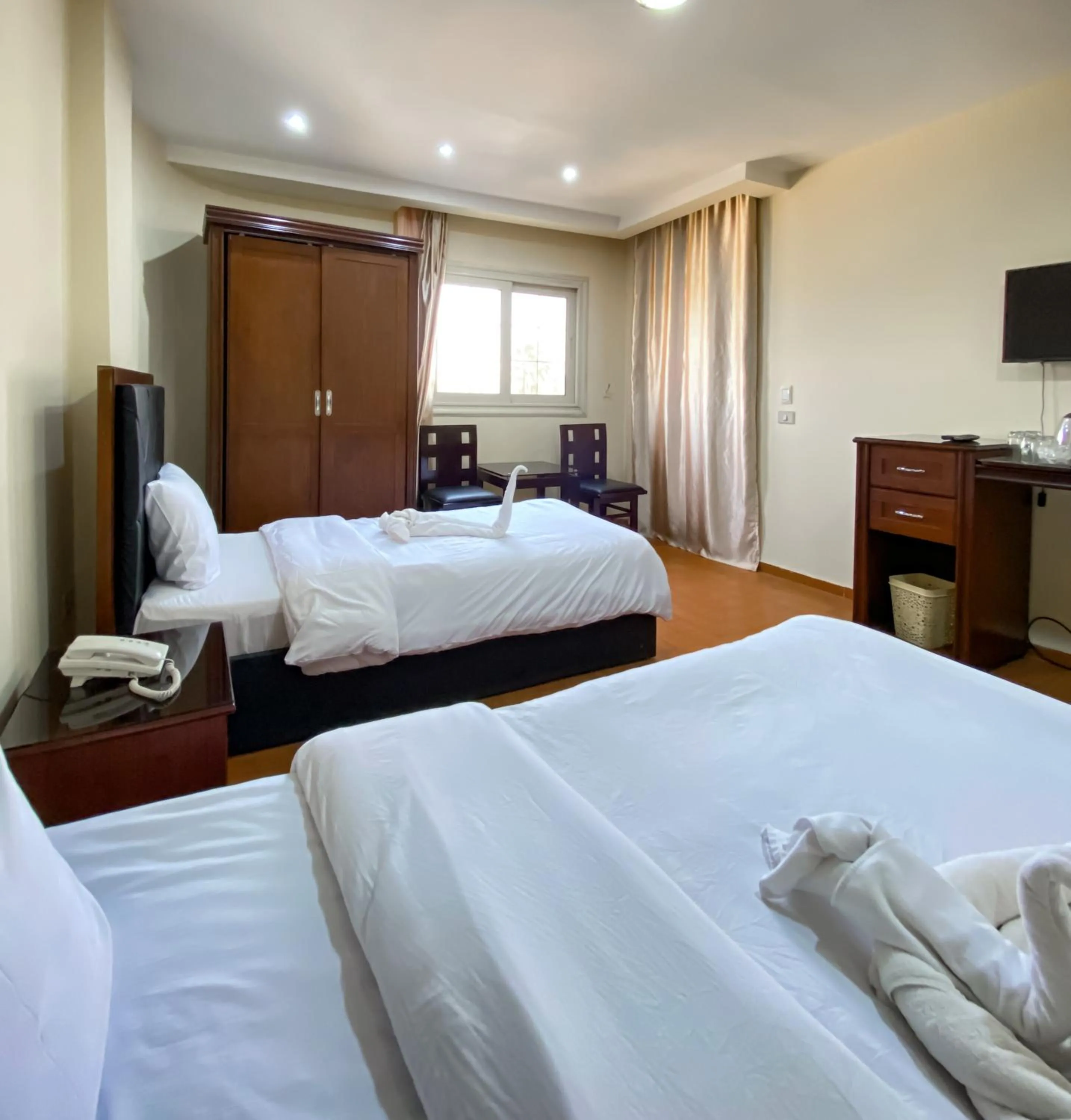 Bed in Best View Pyramids Hotel