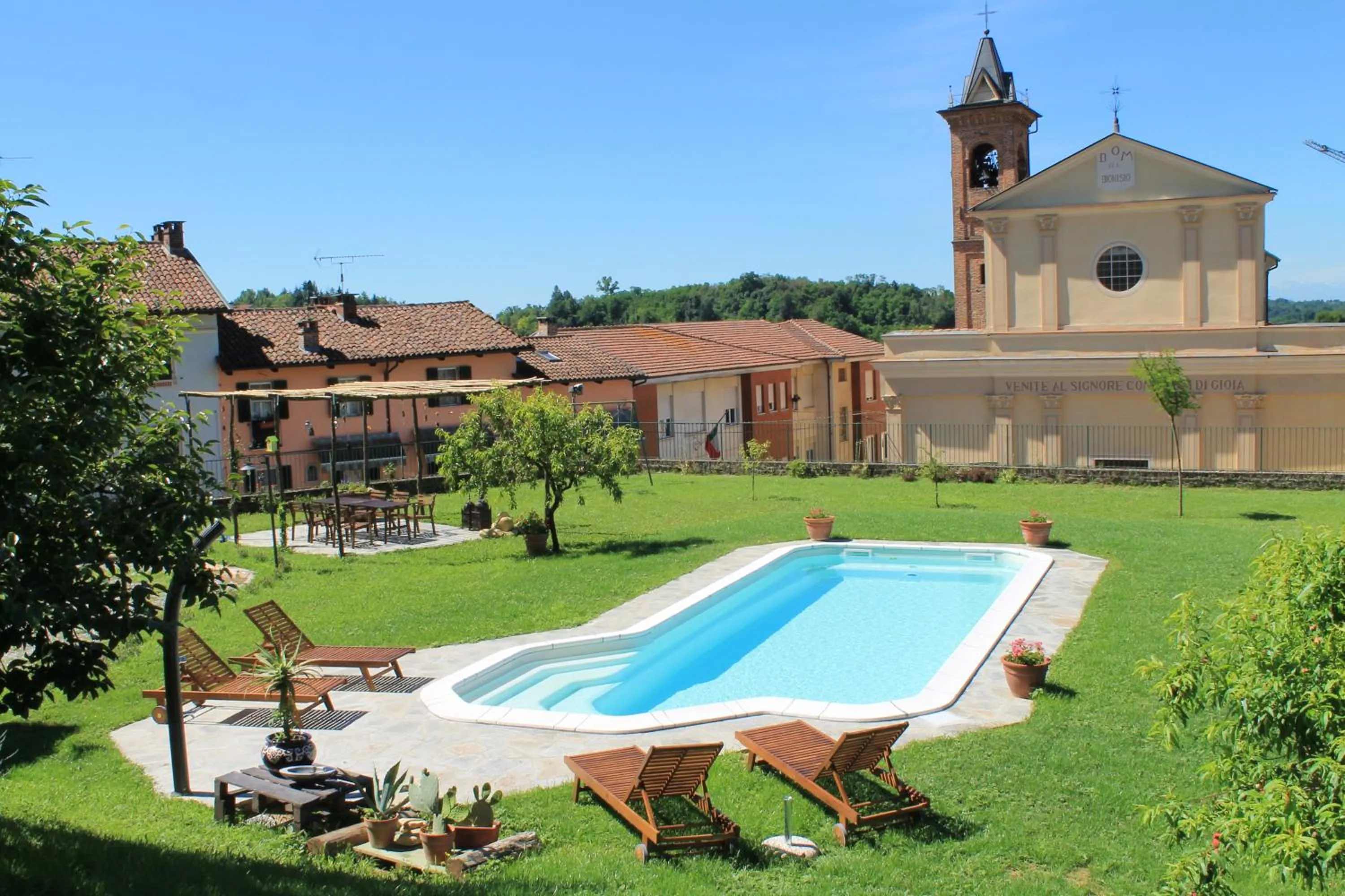 Pool view in LA CUCCAGNA DI DON BOSCO - No landlords and neighbours - Absolute privacy!