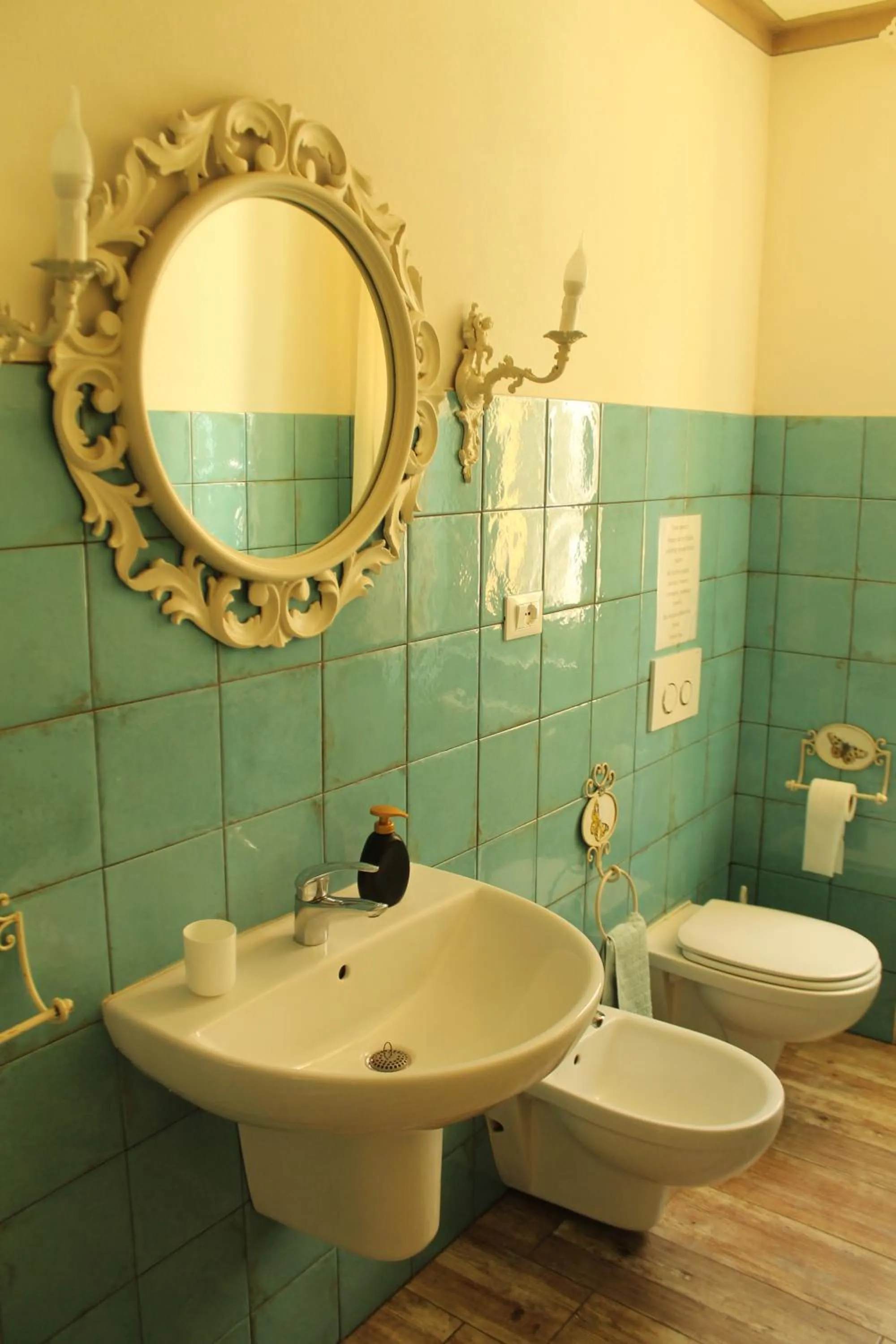 Bathroom in LA CUCCAGNA DI DON BOSCO - No landlords and neighbours - Absolute privacy!