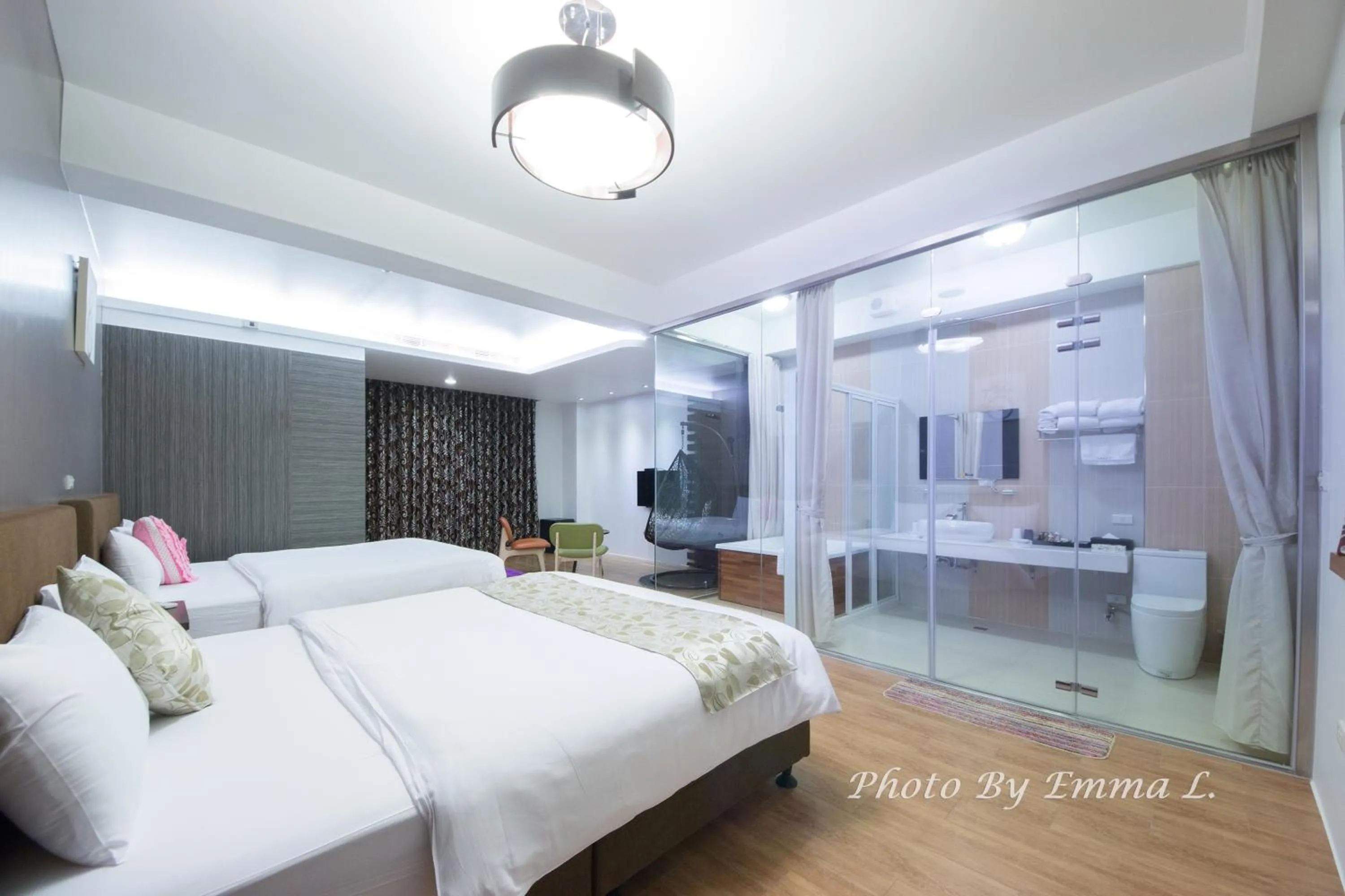 Photo of the whole room, Bed in Colorful Fish Cottage