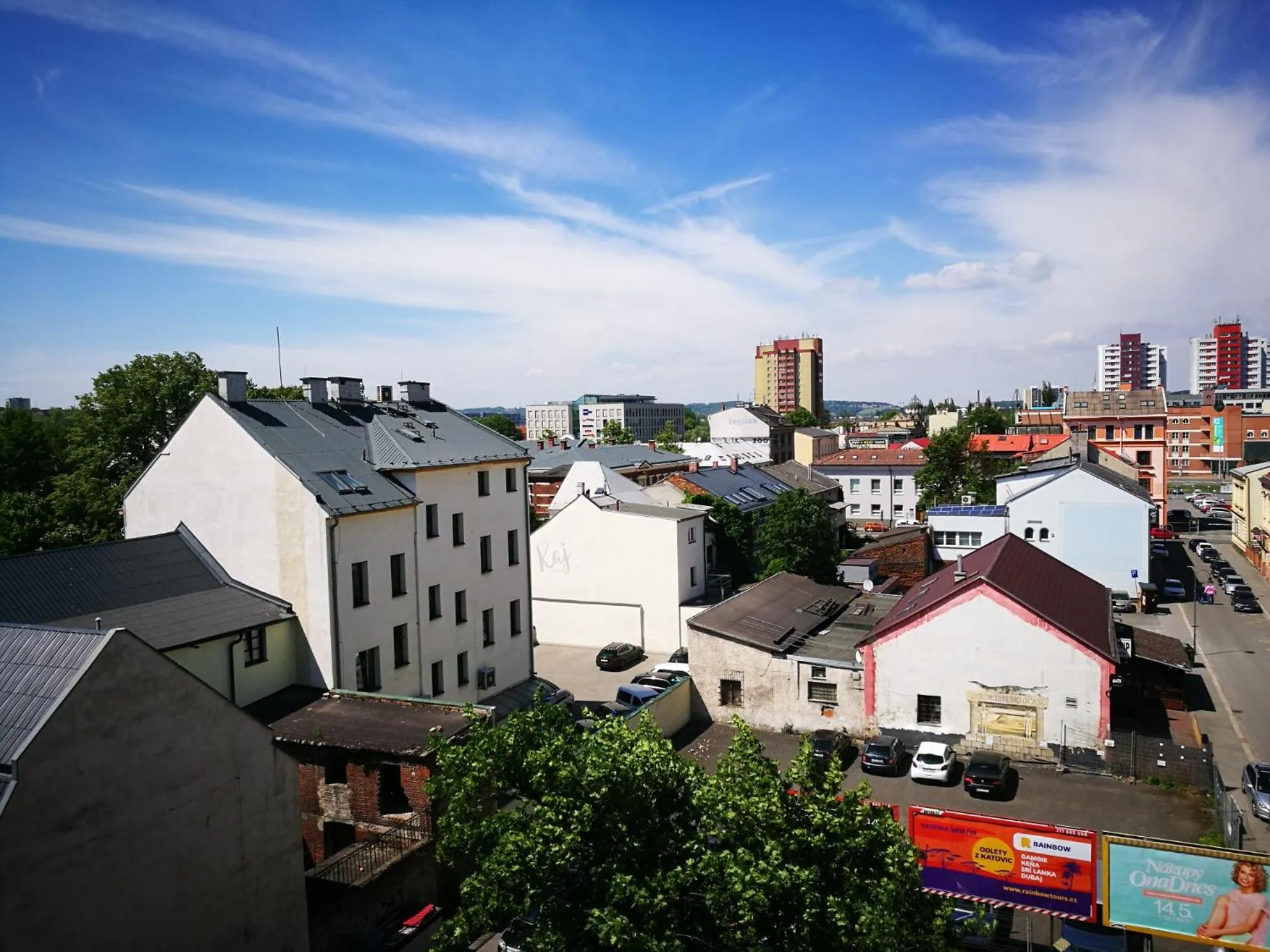 City view in Ruby Blue