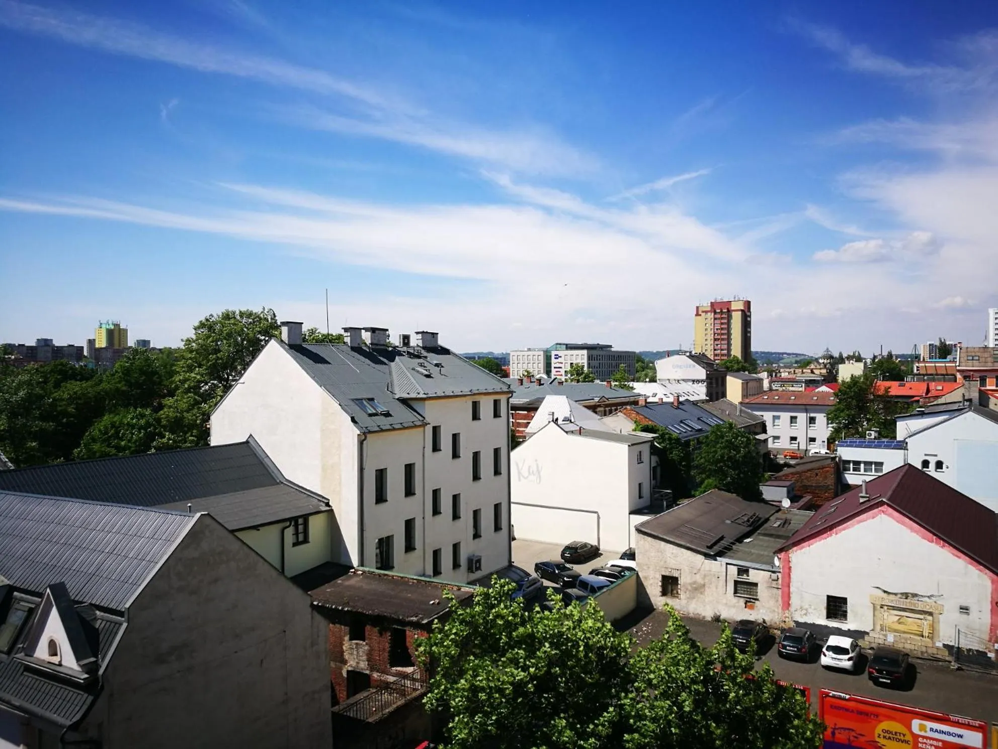 City view in Ruby Blue