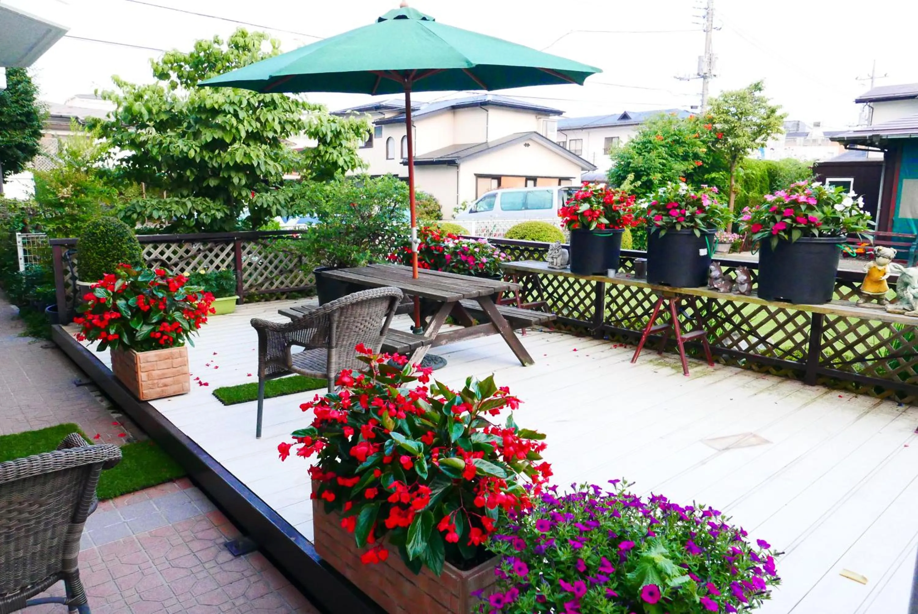 Balcony/Terrace in K's House Fuji View - Travelers Hostel