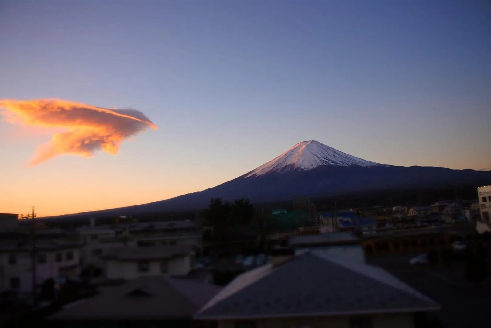 Balcony/Terrace in K's House Fuji View - Travelers Hostel
