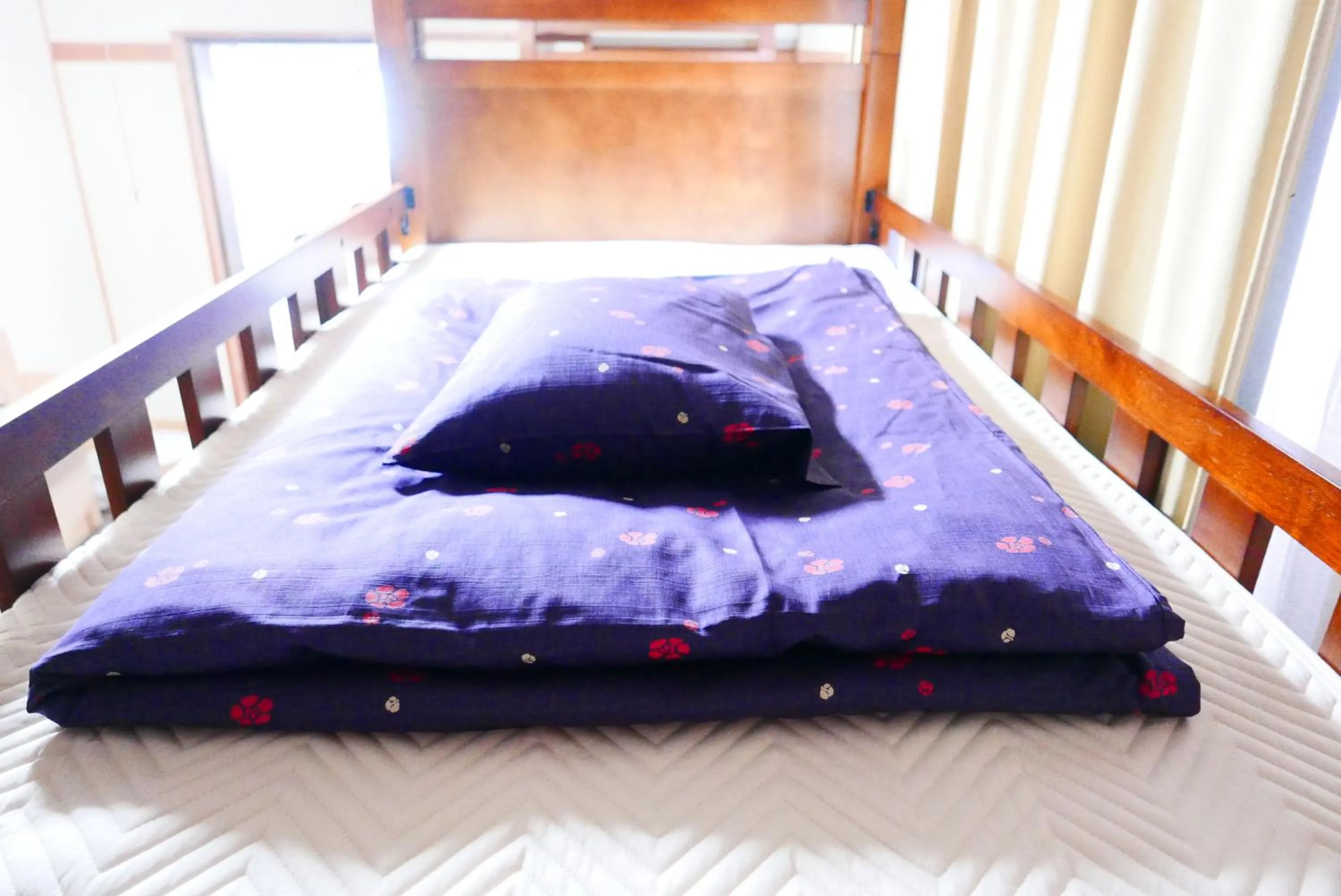 bunk bed, Bed in K's House Fuji View - Travelers Hostel