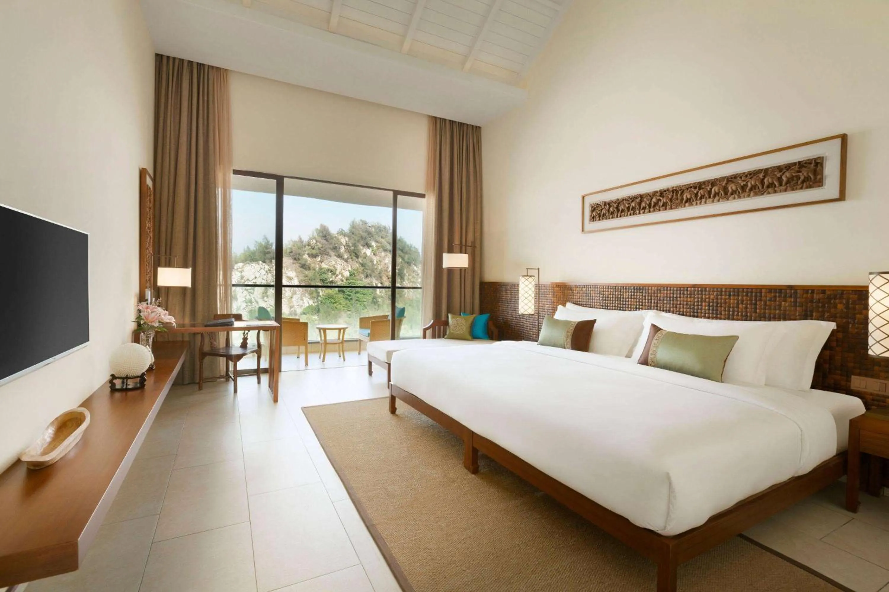 Bed in Wyndham Maoming