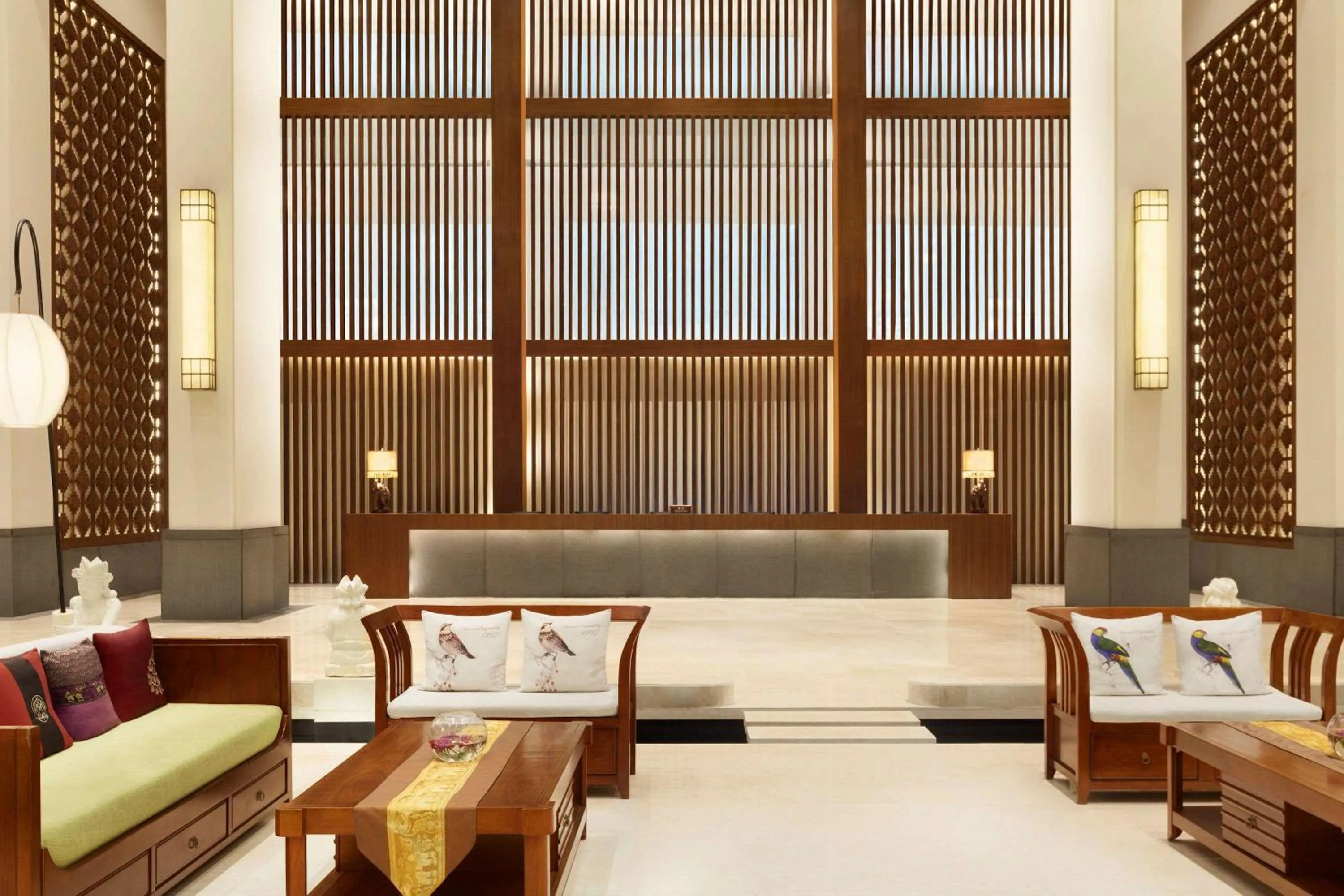 Lobby or reception in Wyndham Maoming